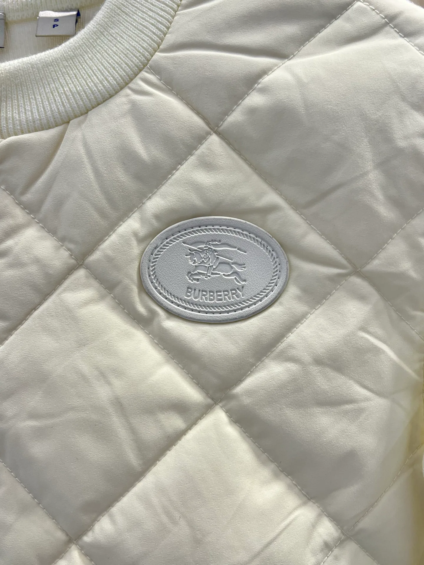 Куртки И Пуховики Женские Burberry 18723437