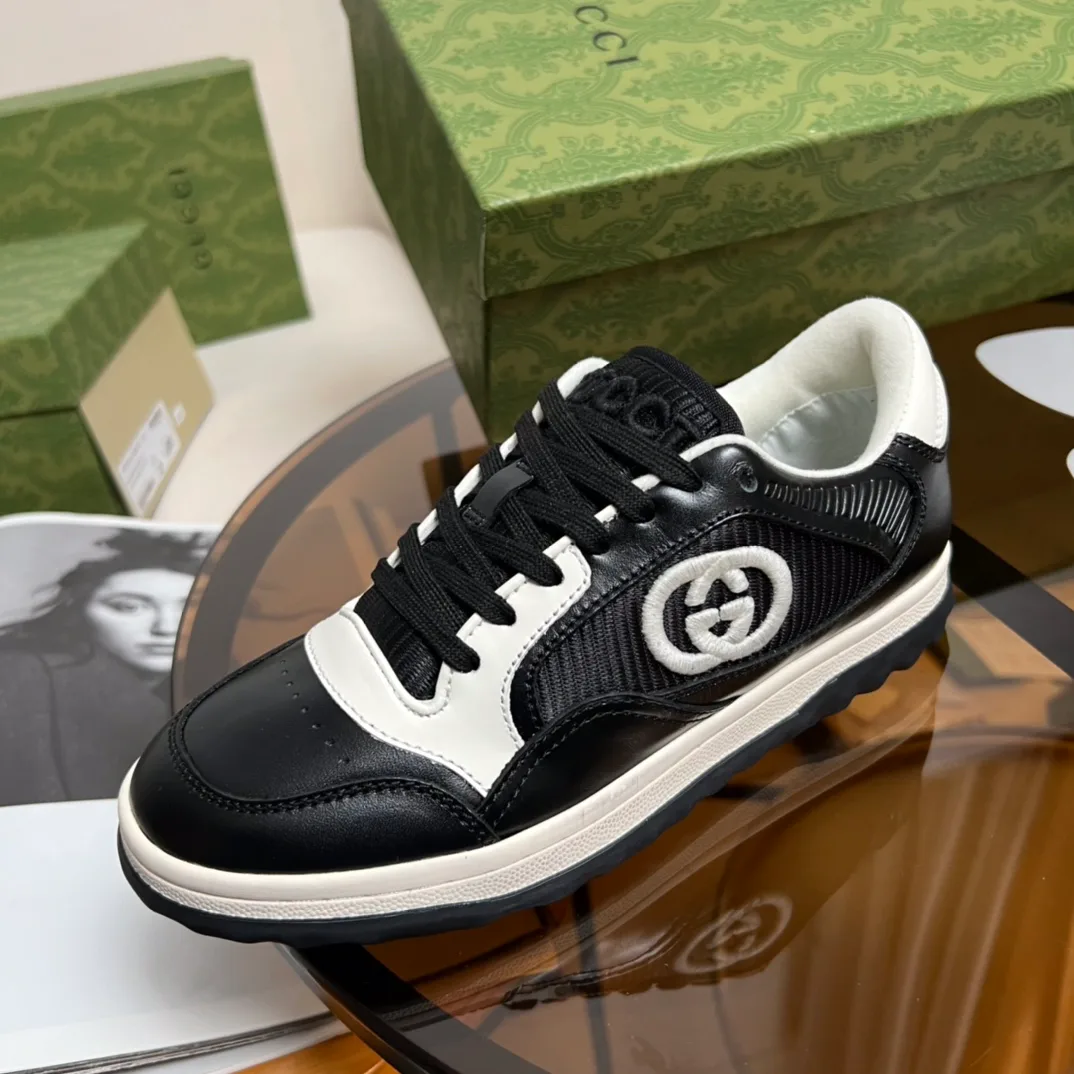 Кроссовки Женские Gucci 4988209