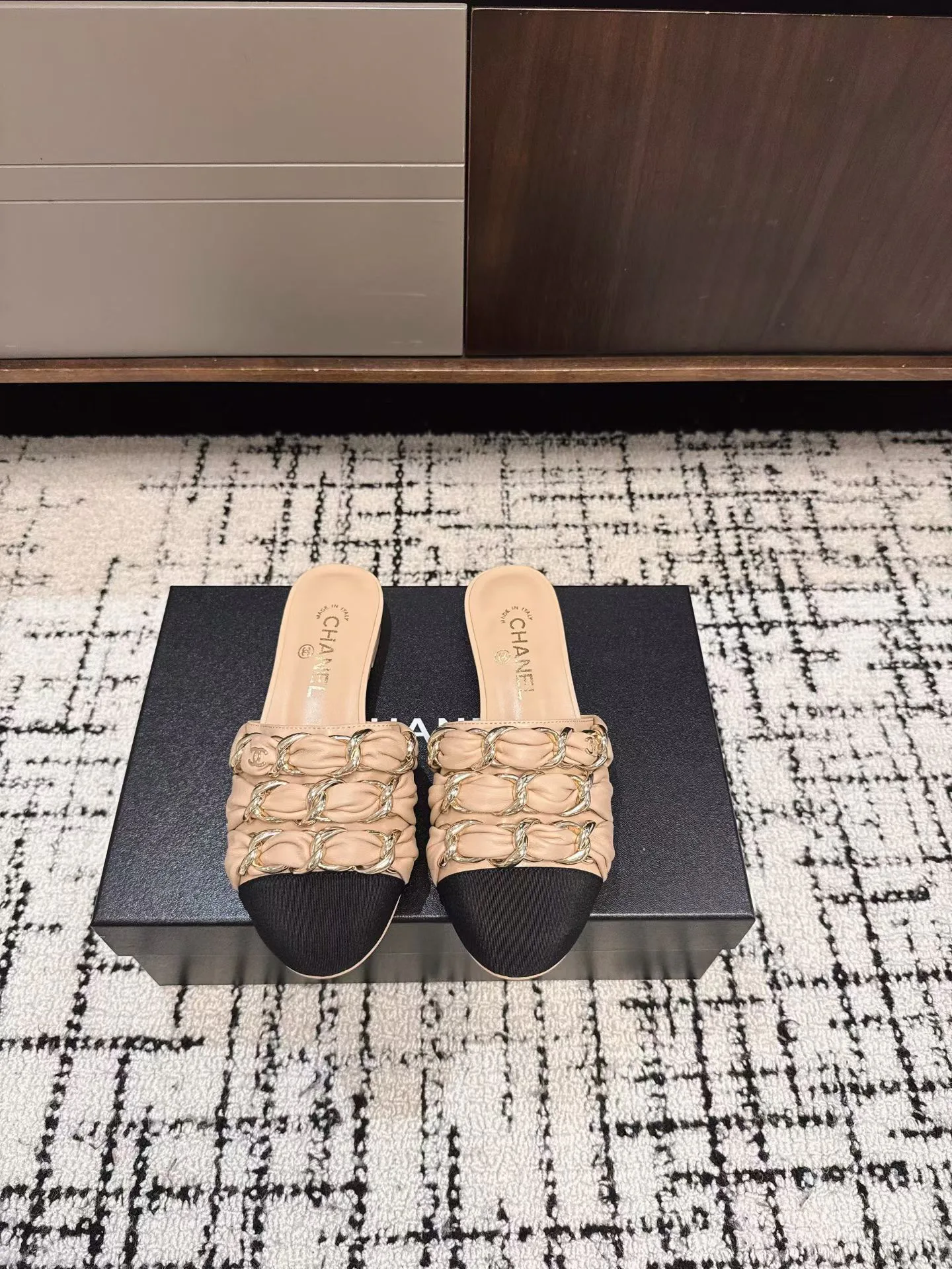 Шлепанцы Женские Chanel 736003