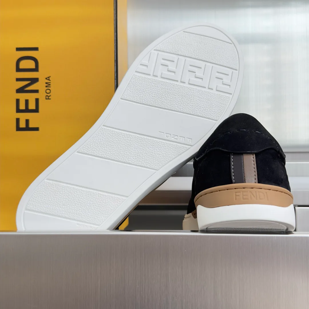 Кроссовки Мужские Fendi 17483858