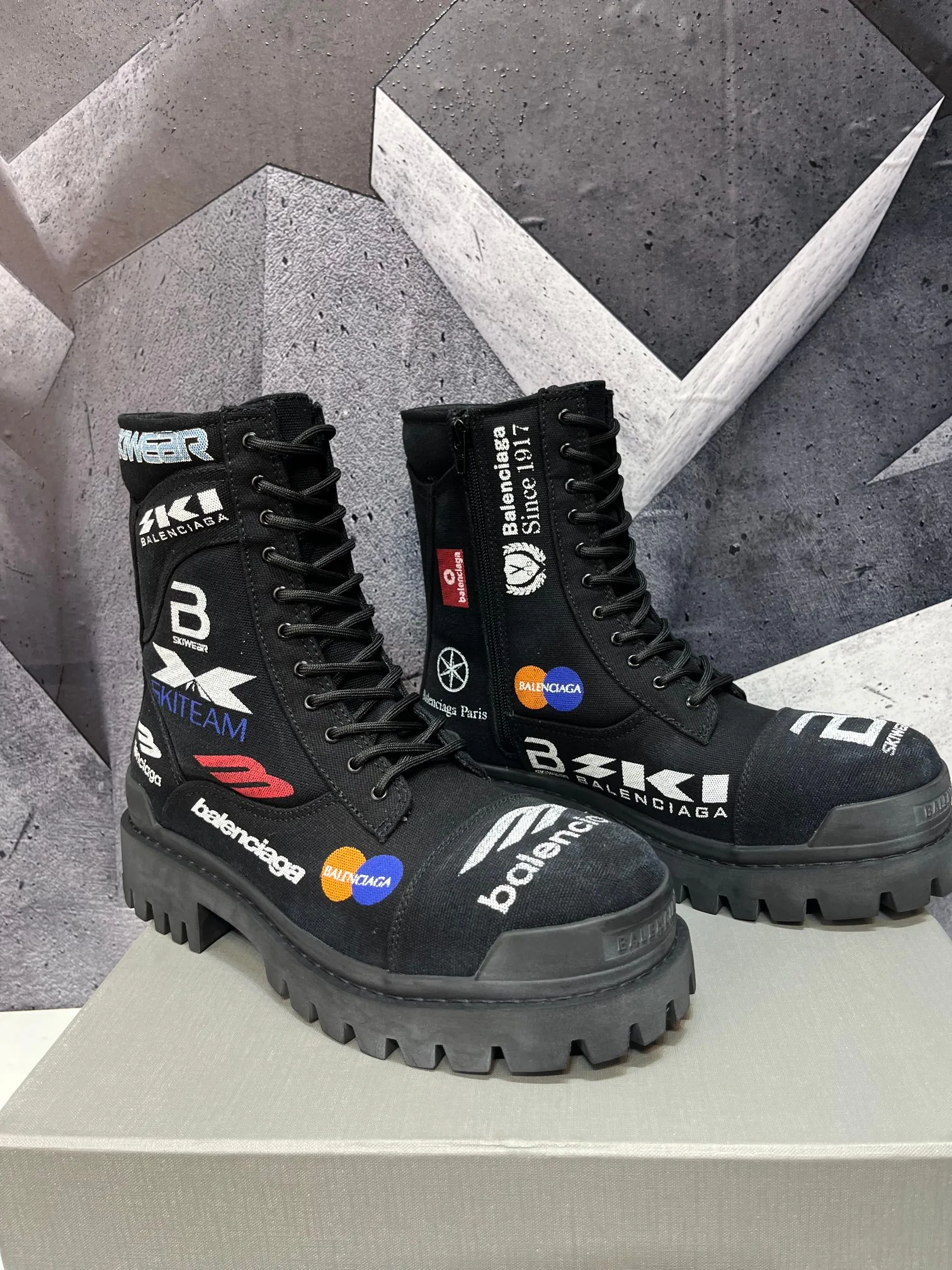 Ботинки Мужские Balenciaga 17962268