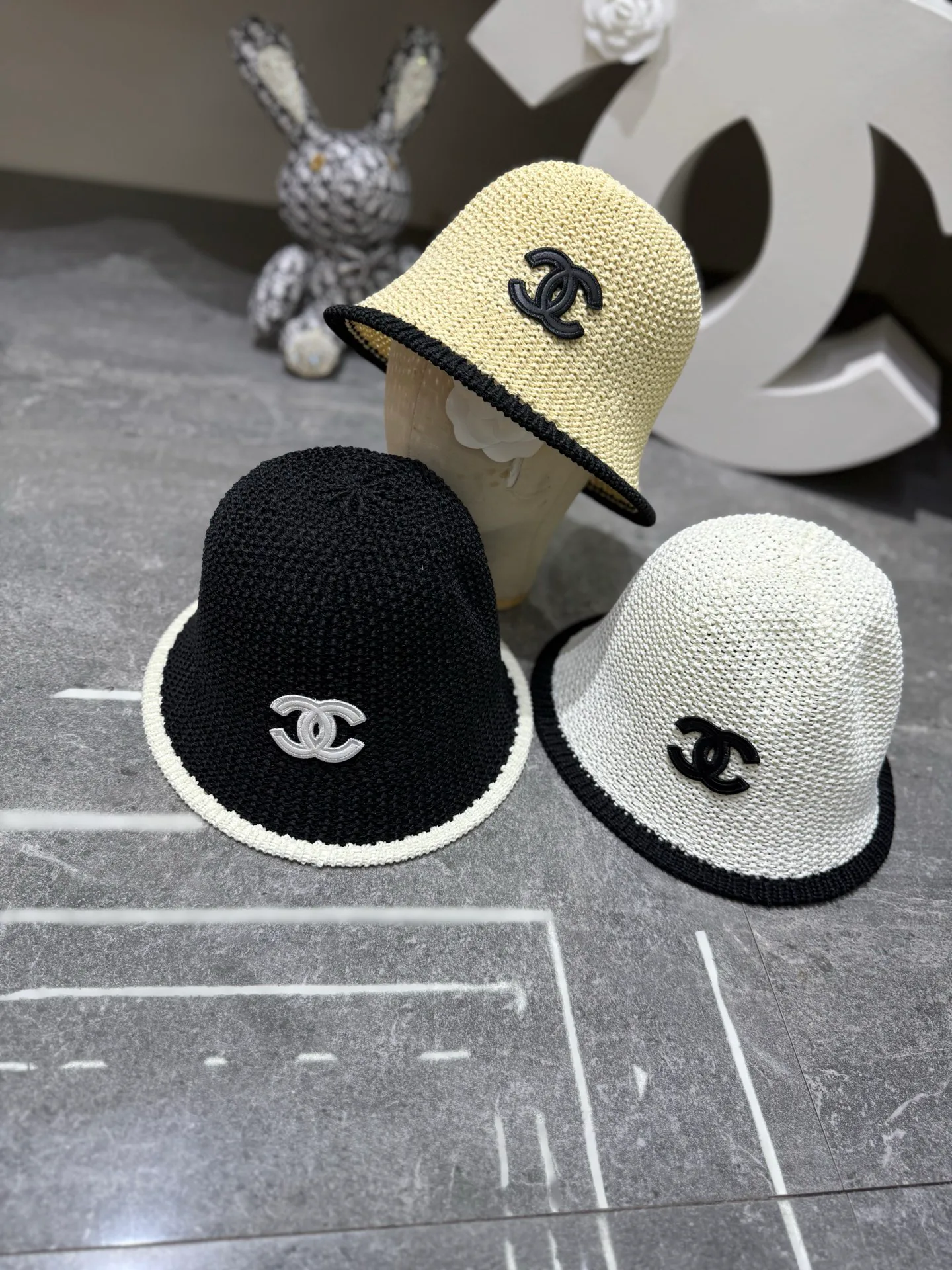 Головные Уборы Chanel 17810491