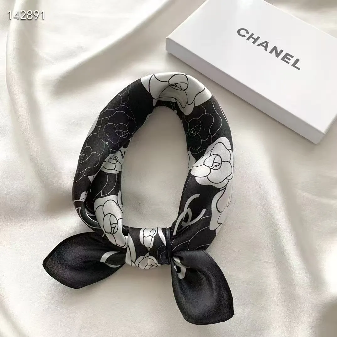 Платки Chanel 11762618