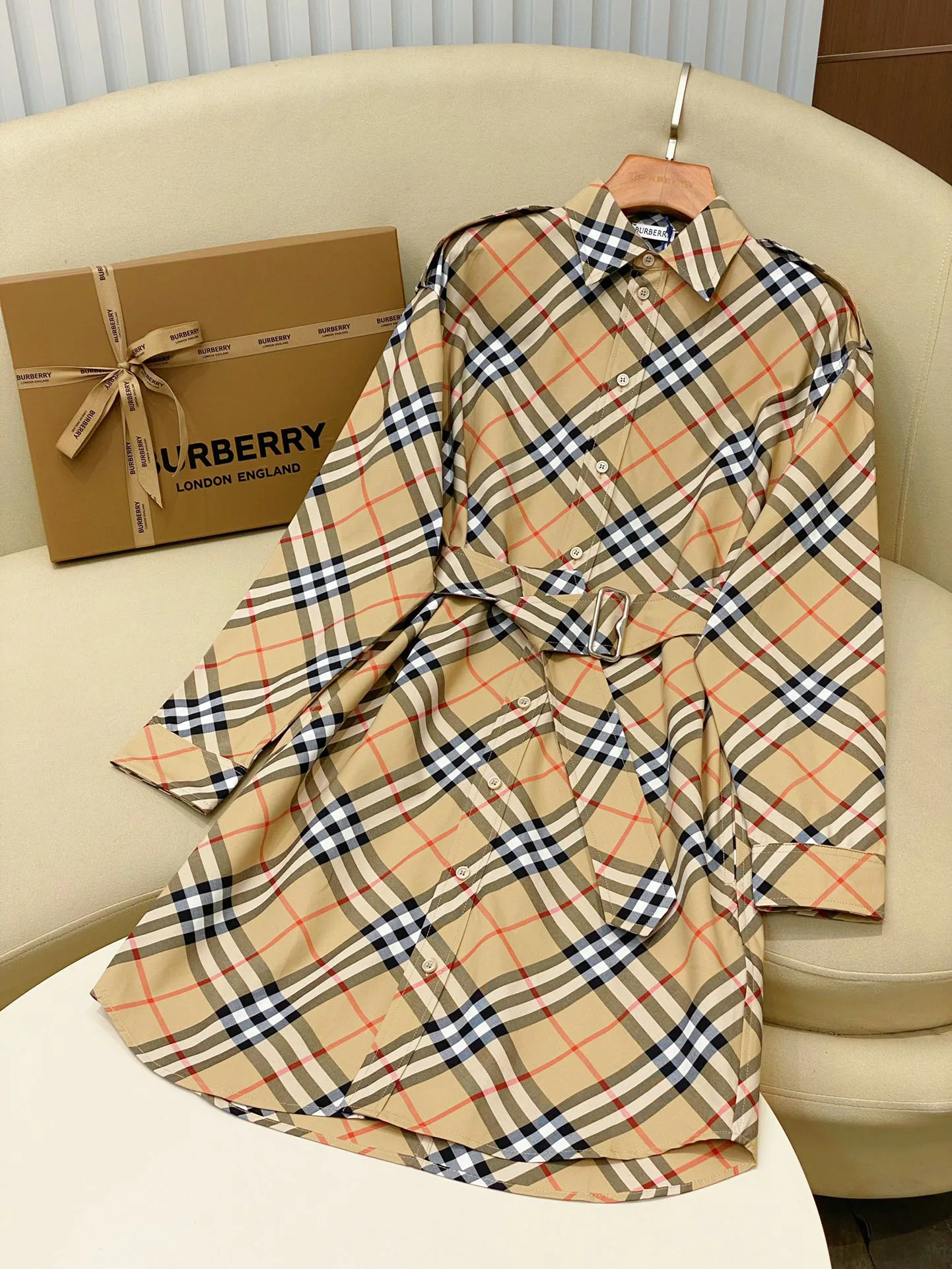 Платья Женские Burberry 17361109