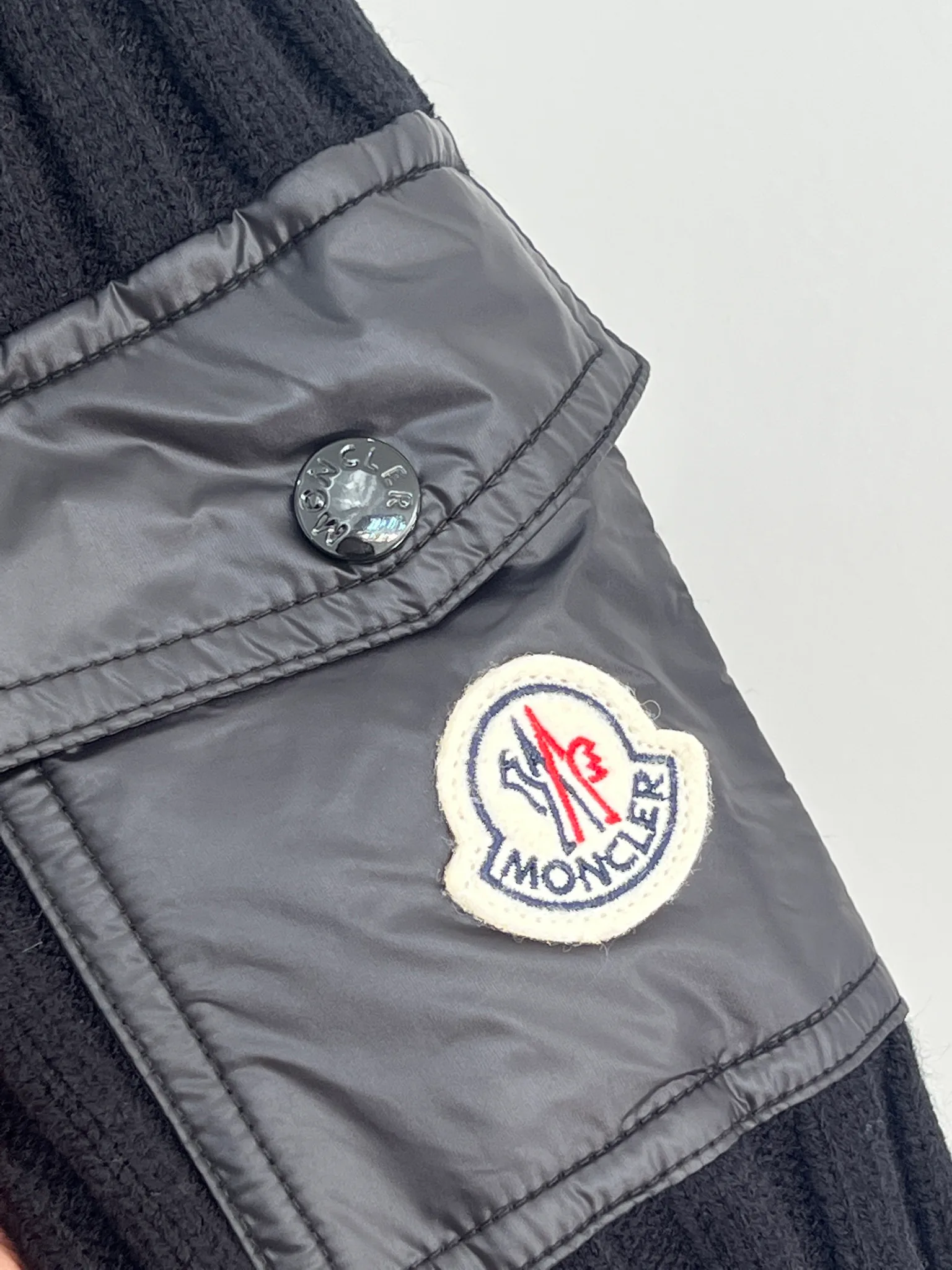 Куртки И Пуховики Женские Moncler 18416277