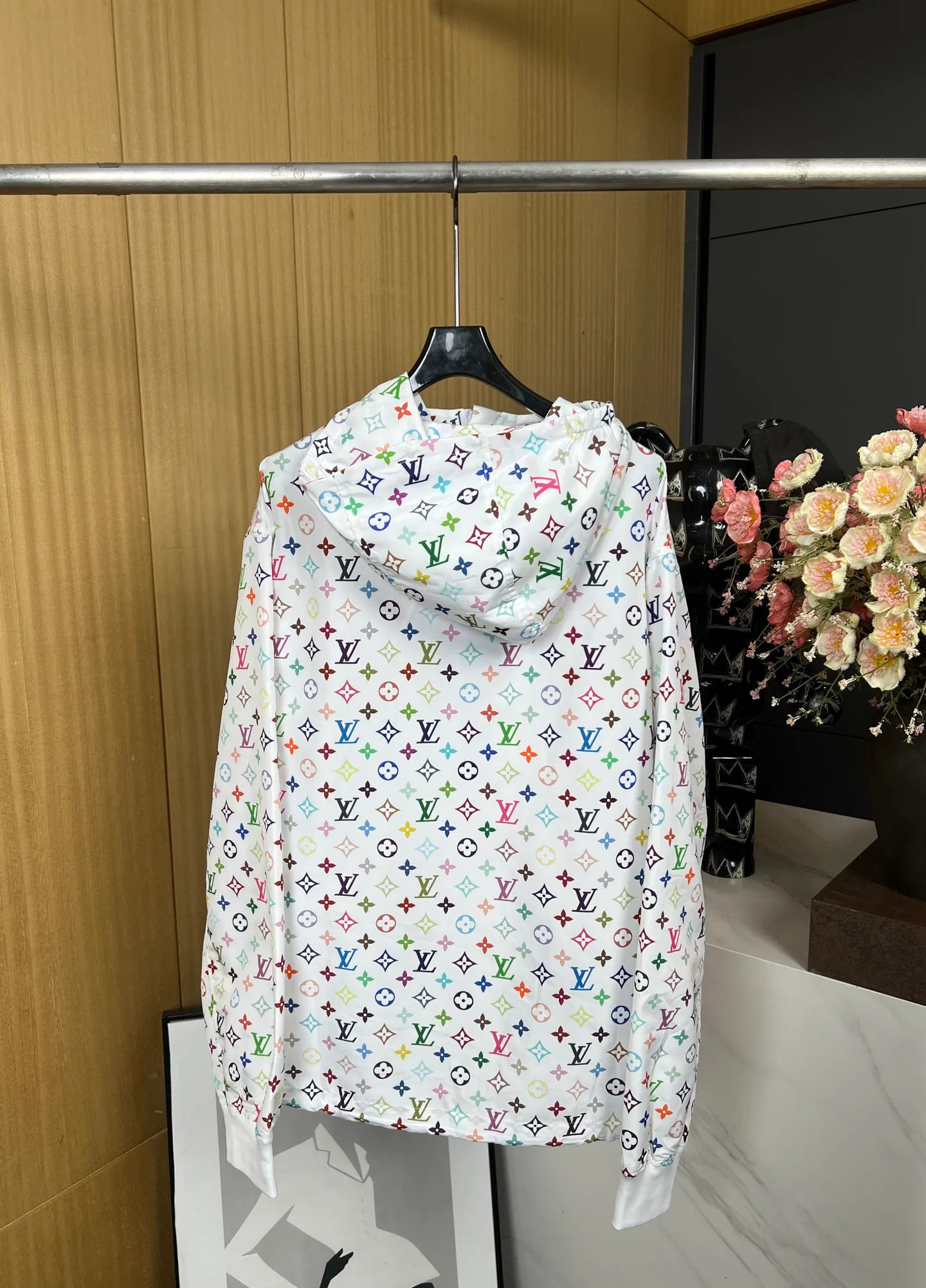 Куртки Женские Louis Vuitton Куртки Женские Louis Vuitton