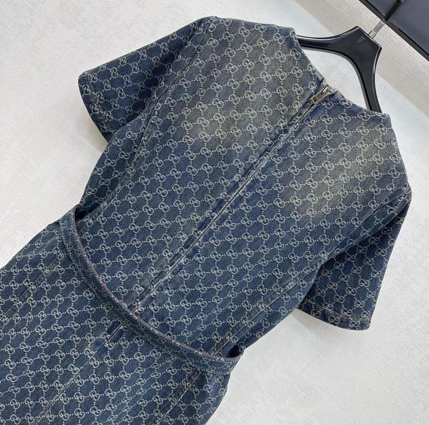 Платья Женские Gucci 11621620