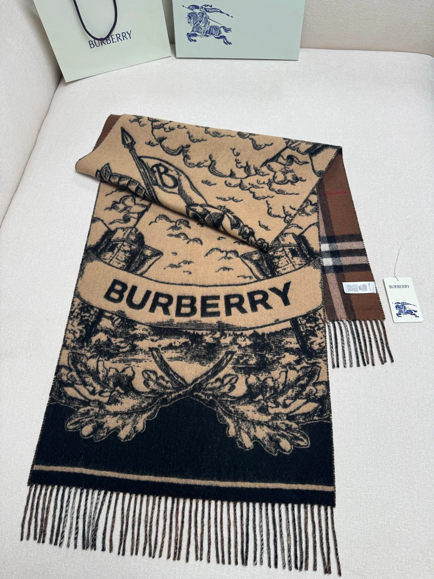 Шарфы Burberry 5020236