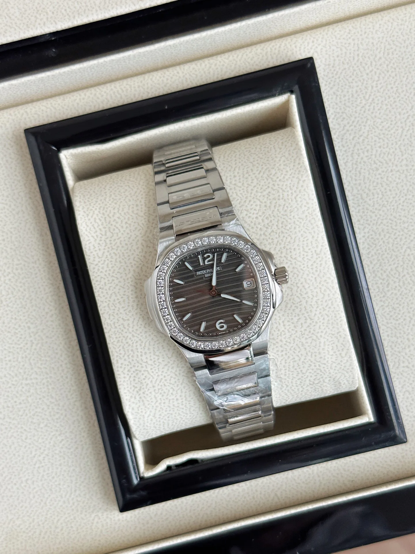 Часы Женские Patek Philippe 1256043