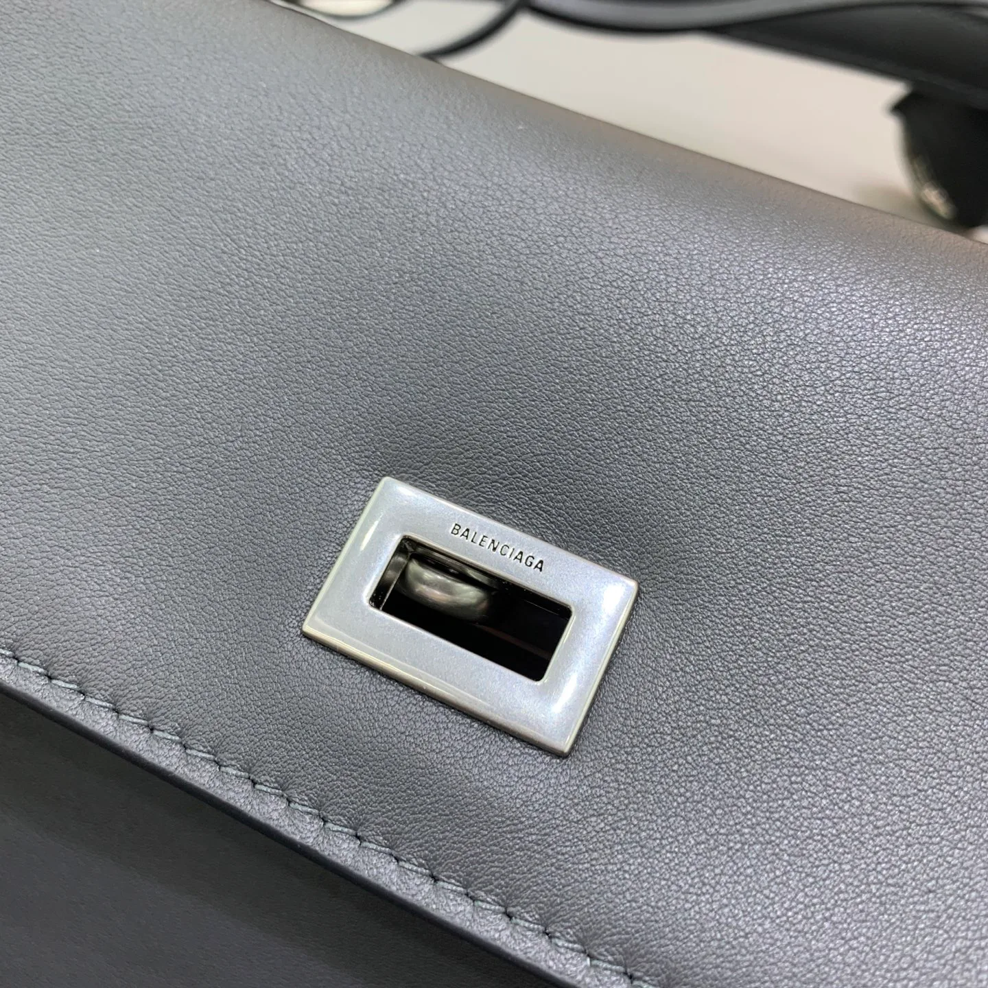 Классические Сумки Женские Balenciaga 13427362