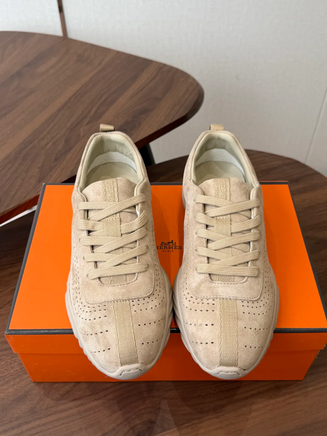 Кроссовки Женские Hermes 17128302
