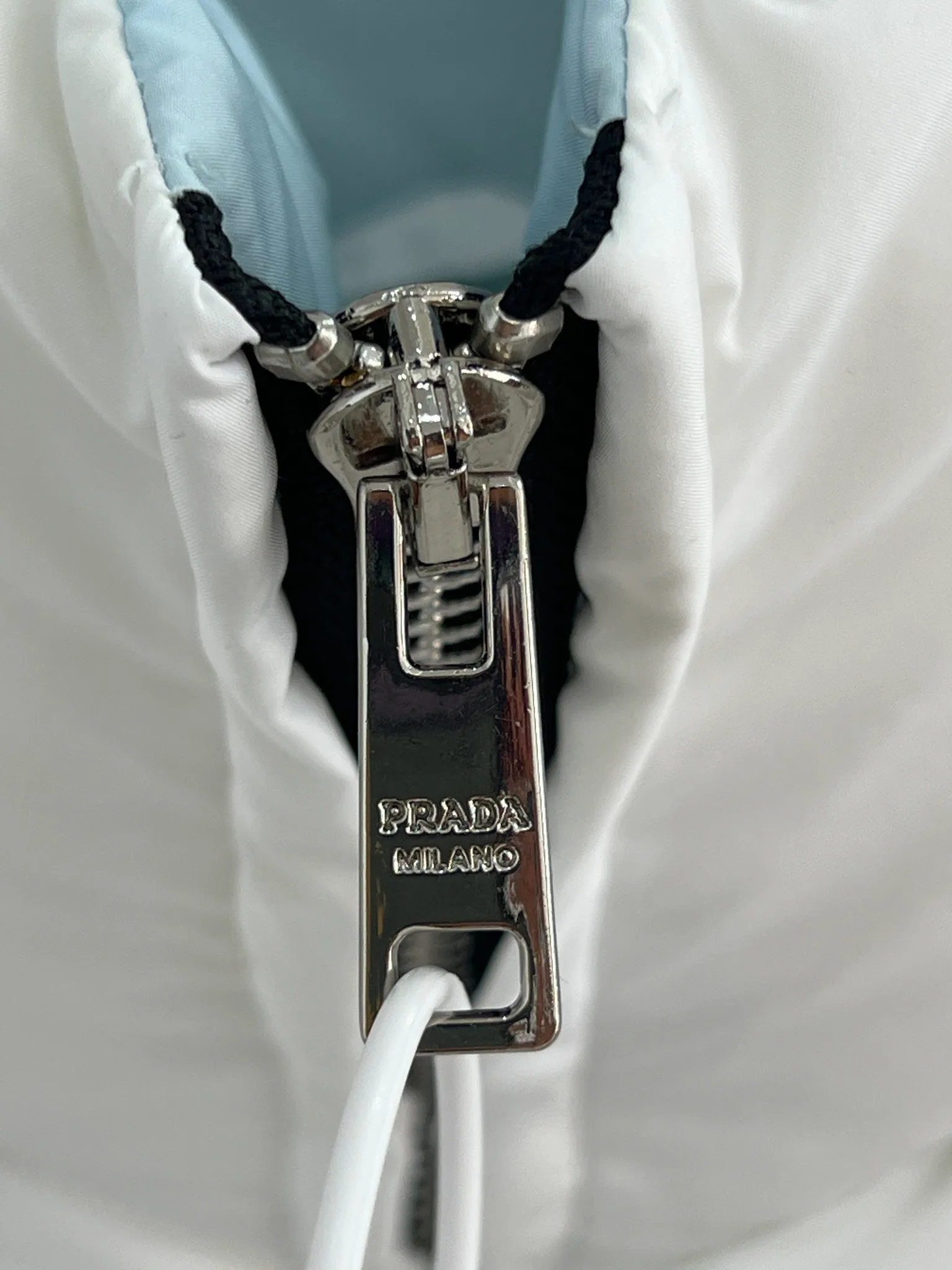 Куртки И Пуховики Женские Prada 17904153