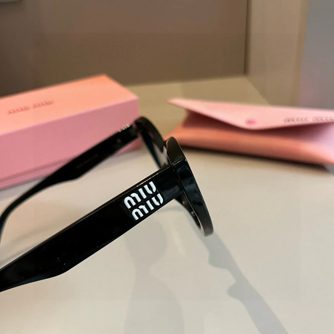 Очки Miu Miu 10842022