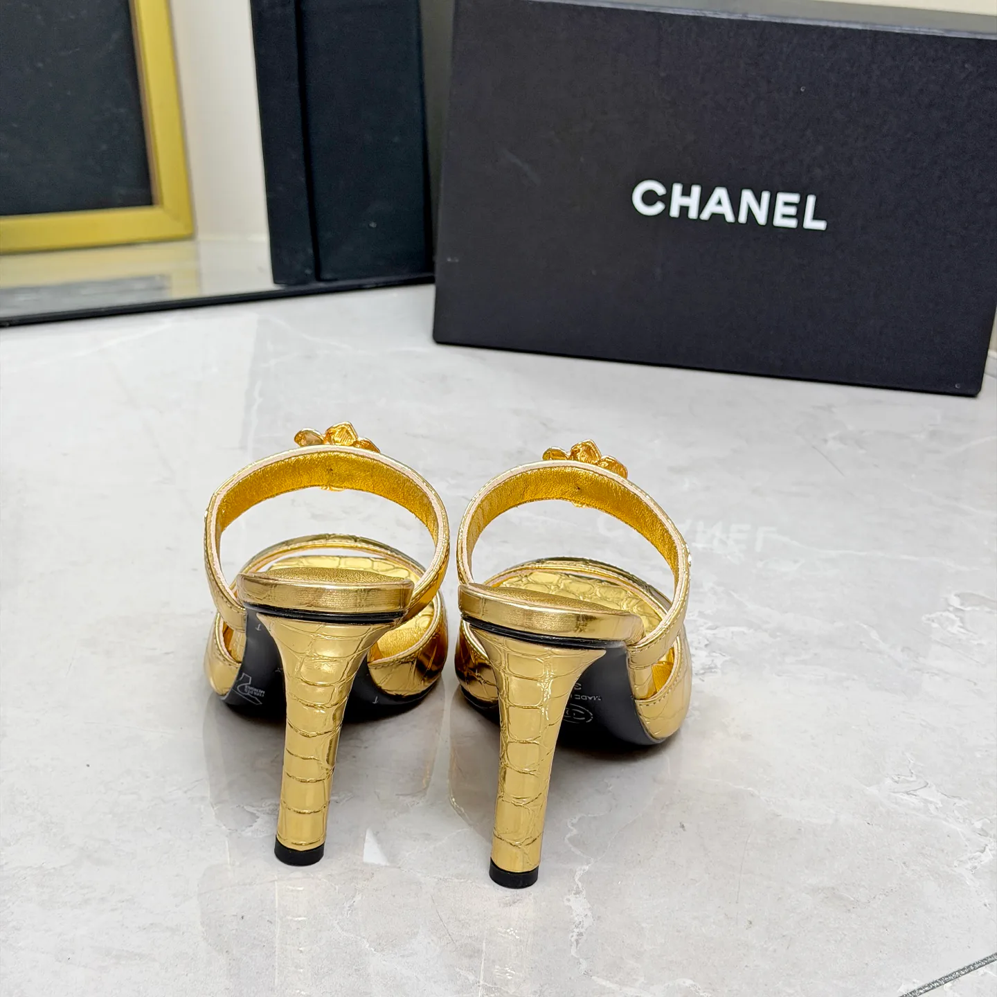 Босоножки Женские Chanel 17335030