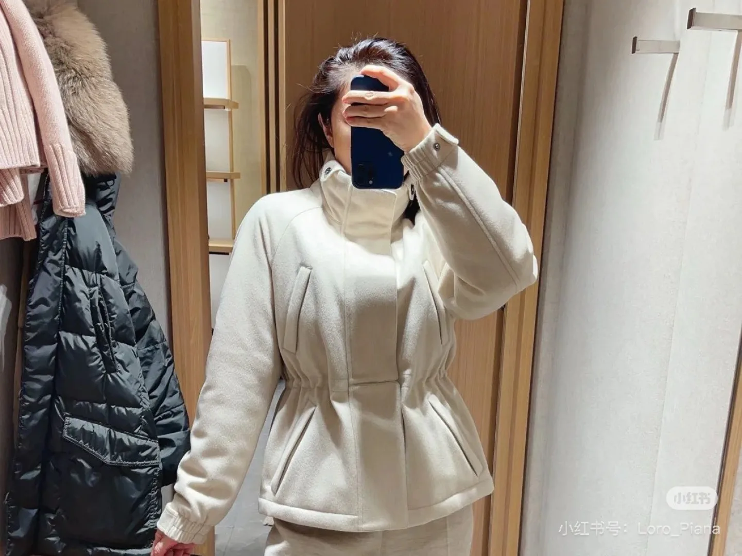 Пальто Женские Loro Piana 1401300