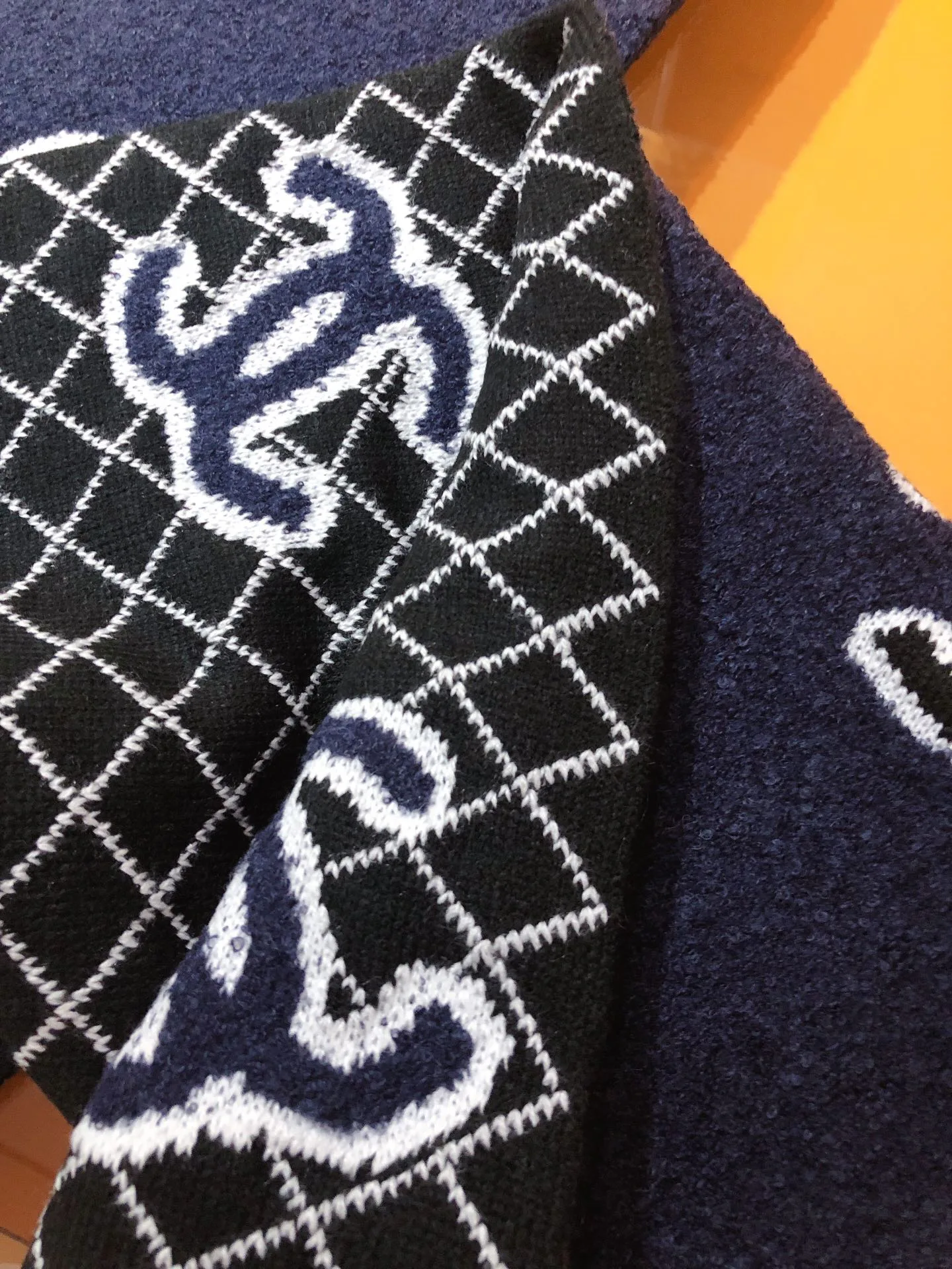 Шарфы Chanel 538326