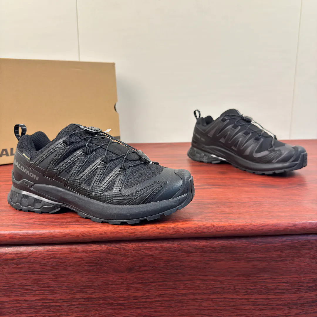Кроссовки Женские Salomon 19131804