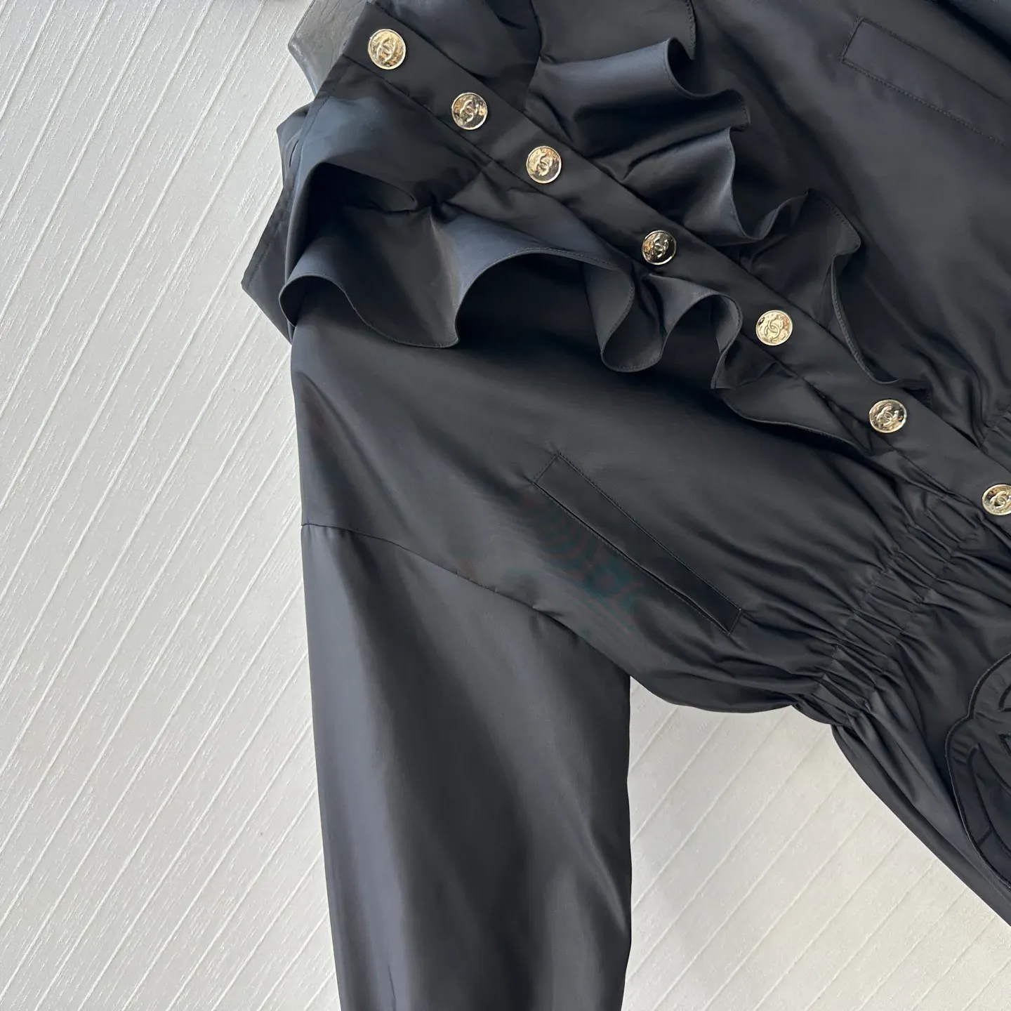 Куртки И Пуховики Женские Chanel 226722