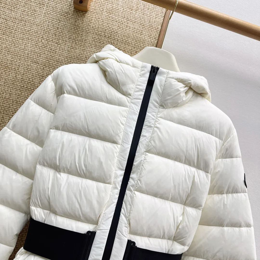 Куртки И Пуховики Женские Moncler 18345001