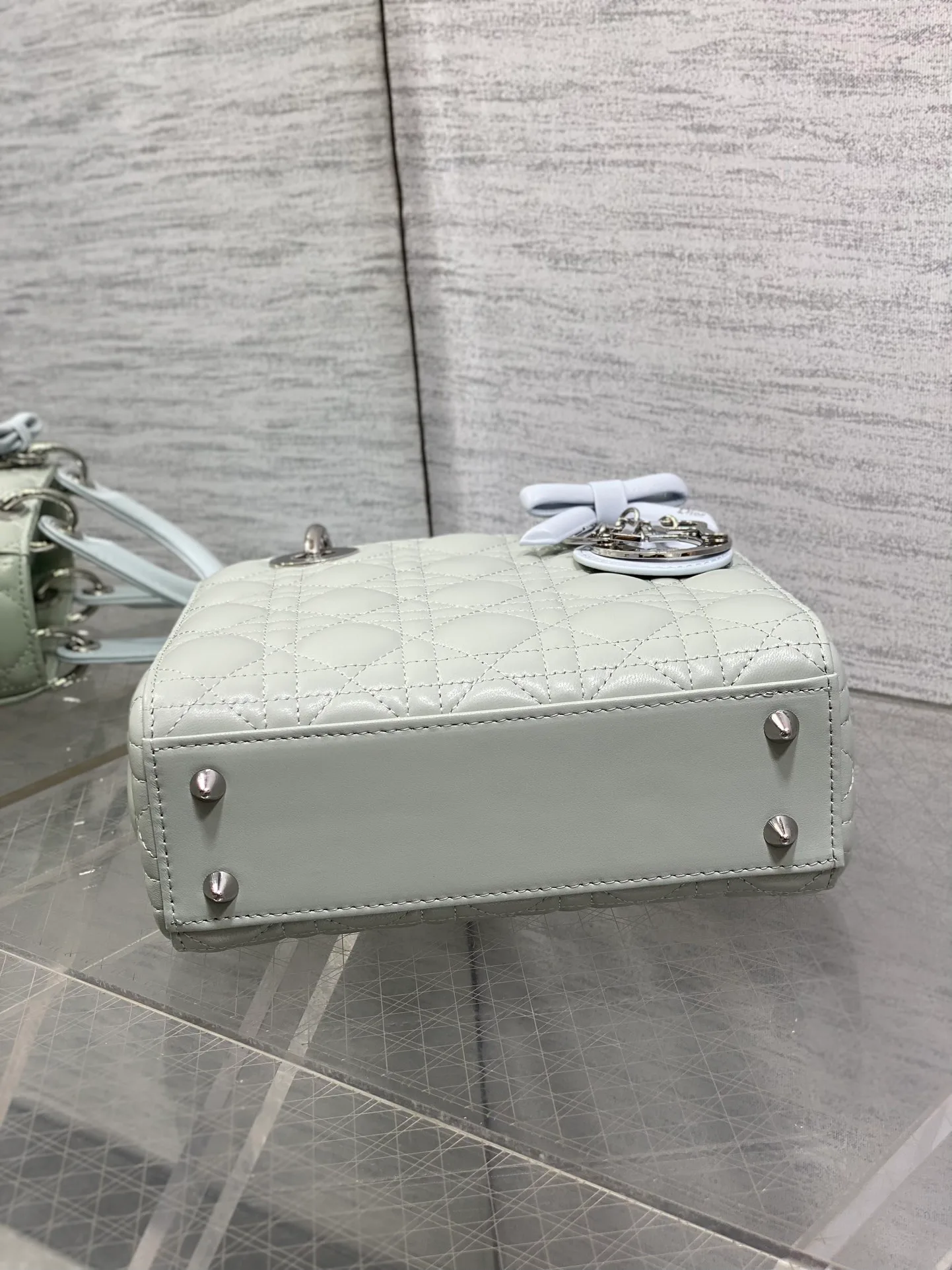 Классические Сумки Женские Christian Dior 11685091