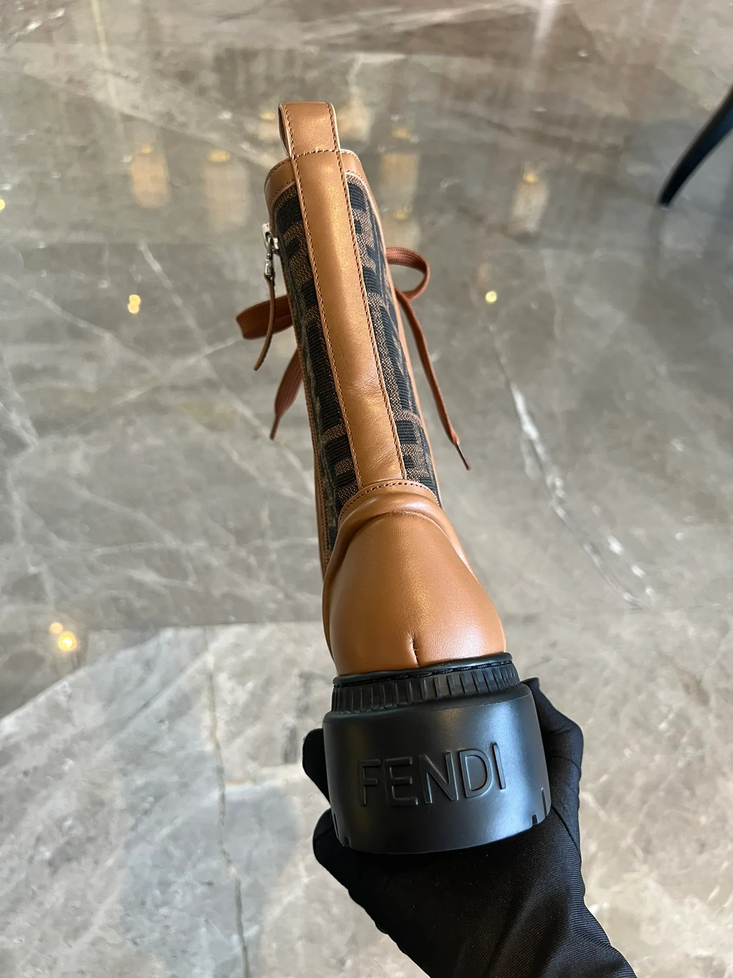 Ботинки Женские Fendi 4543