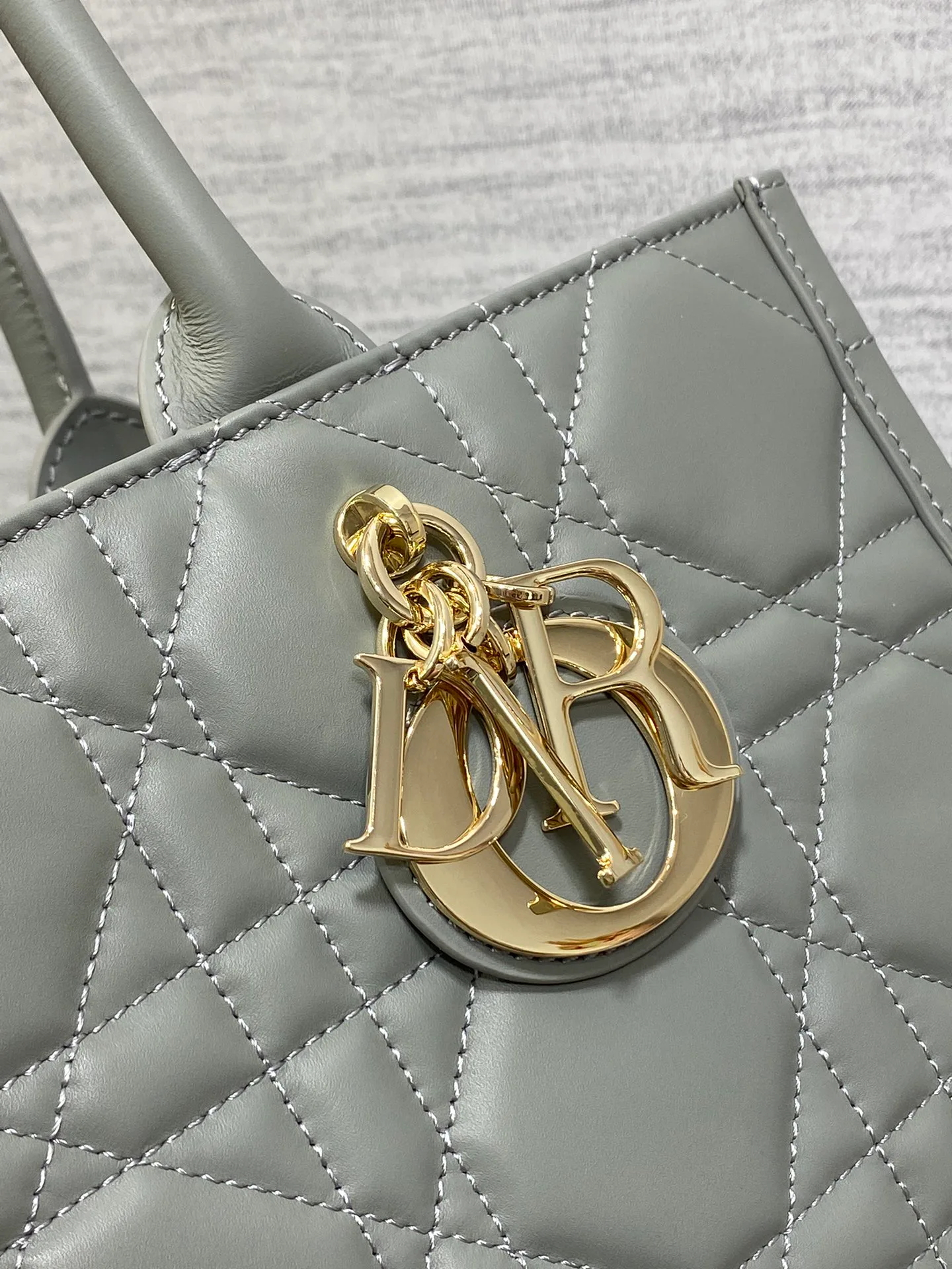 Классические Сумки Женские Christian Dior 17601408