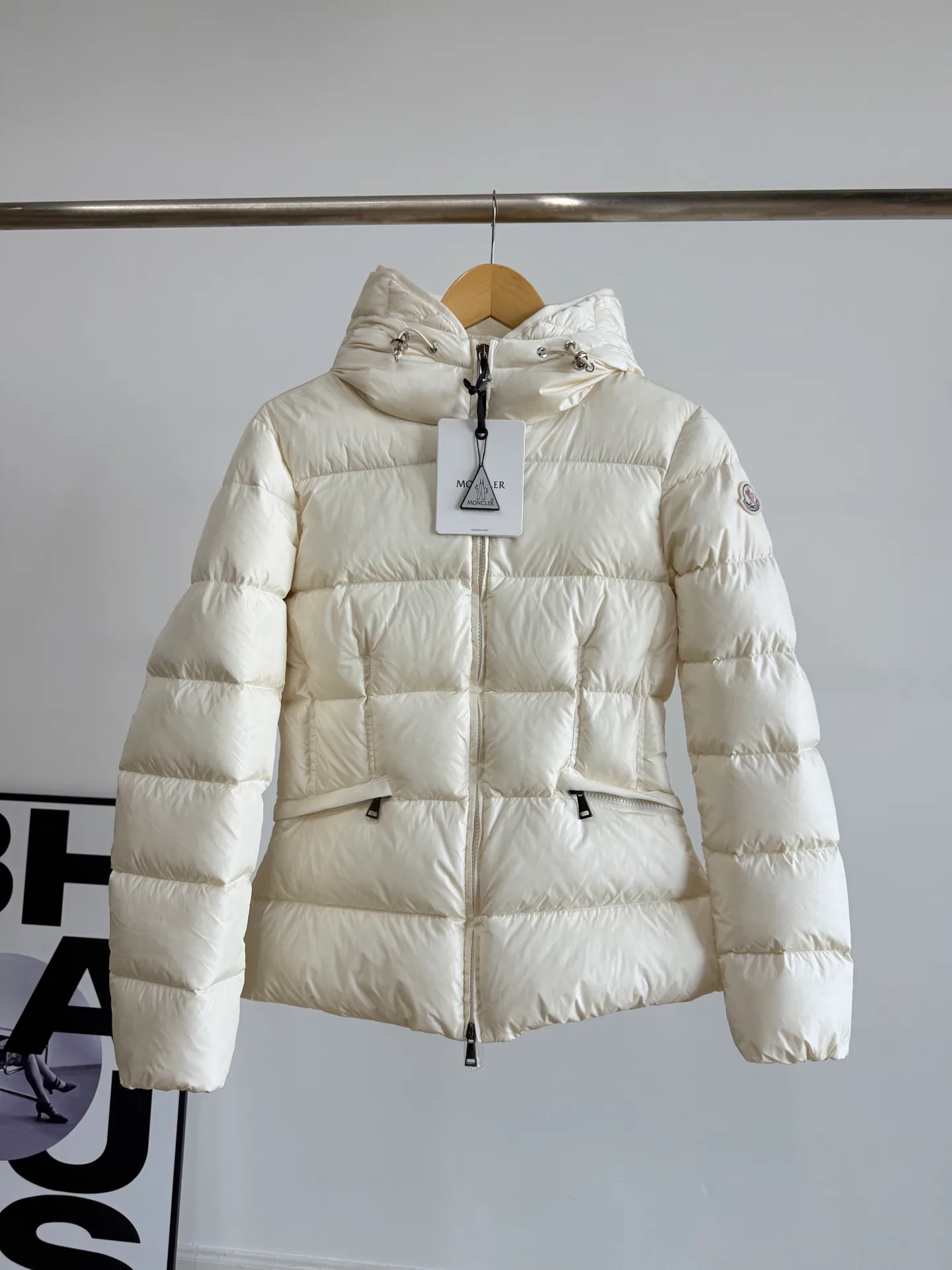 Куртки И Пуховики Женские Moncler 18615769