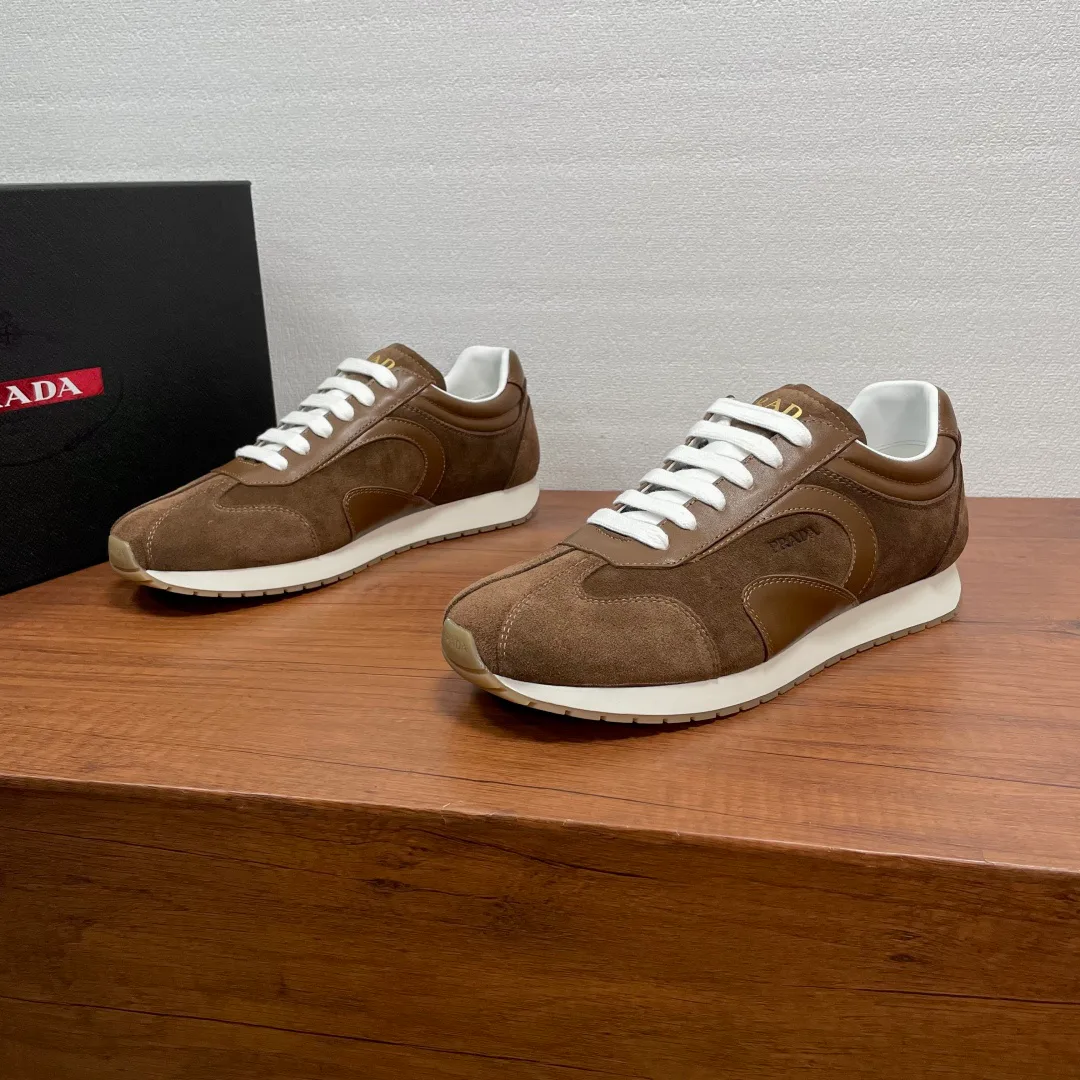 Кроссовки Мужские Prada 11426383