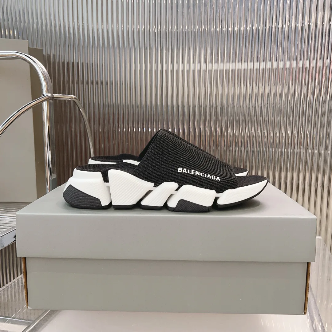 Шлепанцы Женские Balenciaga 17182657