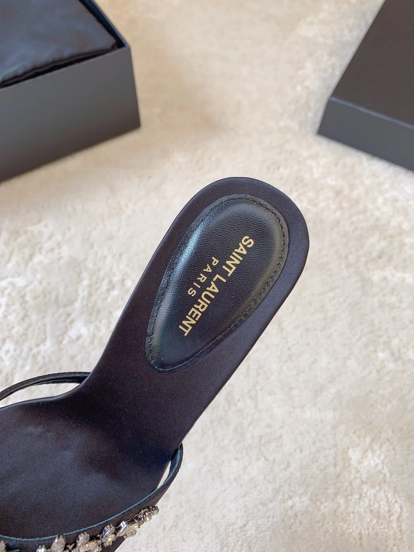 Босоножки Женские Saint Laurent 4348389