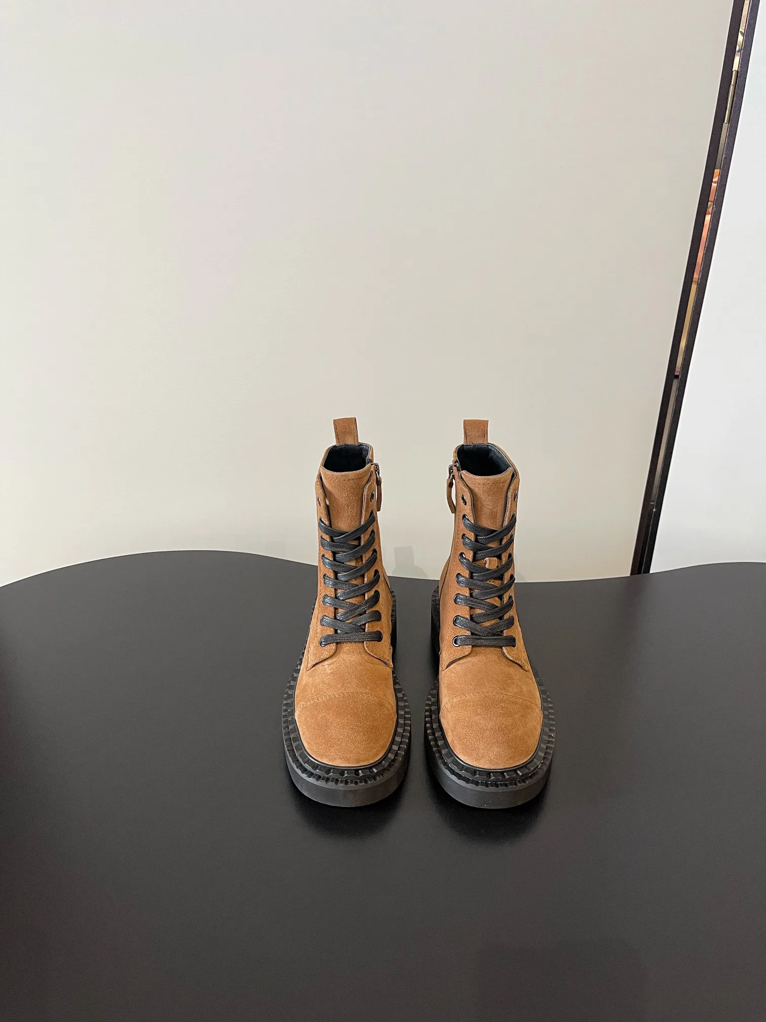Ботинки Женские Prada 18333879