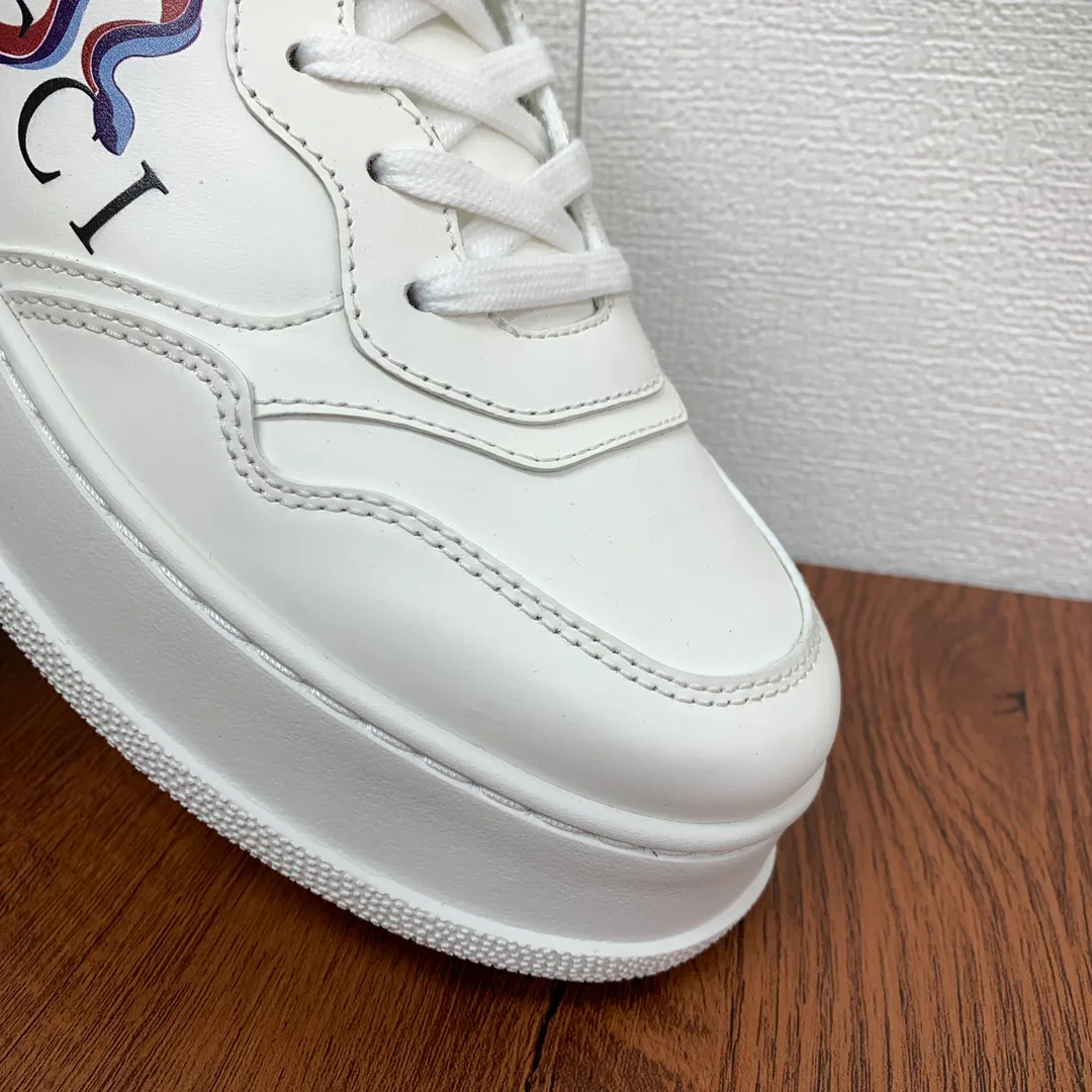 Кроссовки Женские Gucci 1880430