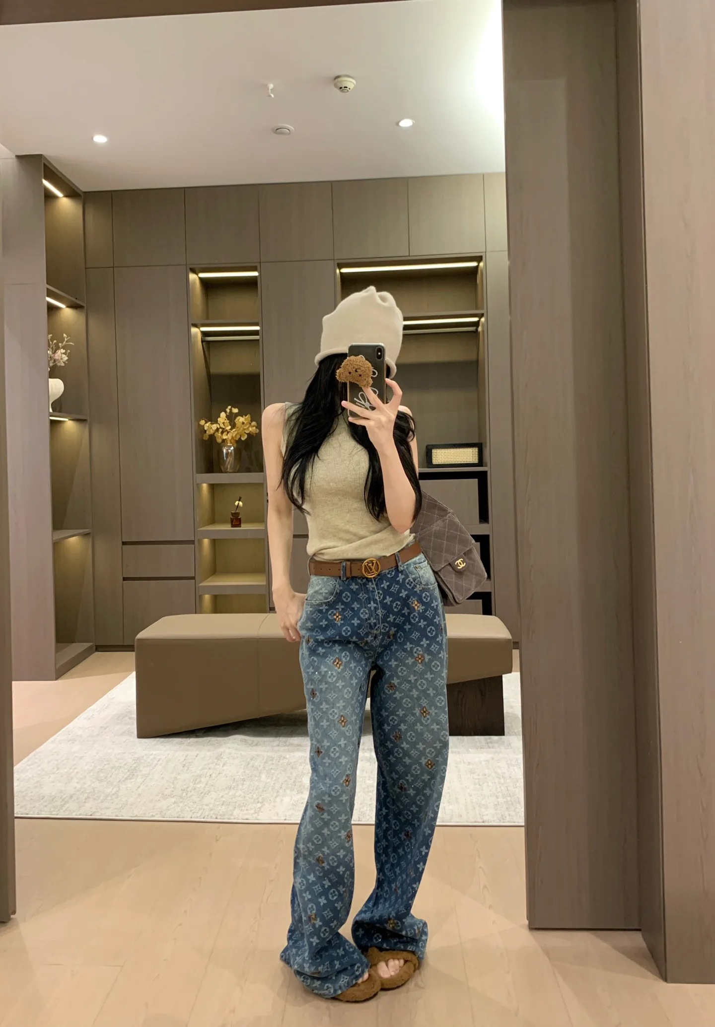 Джинсы Женские Louis Vuitton 18757314