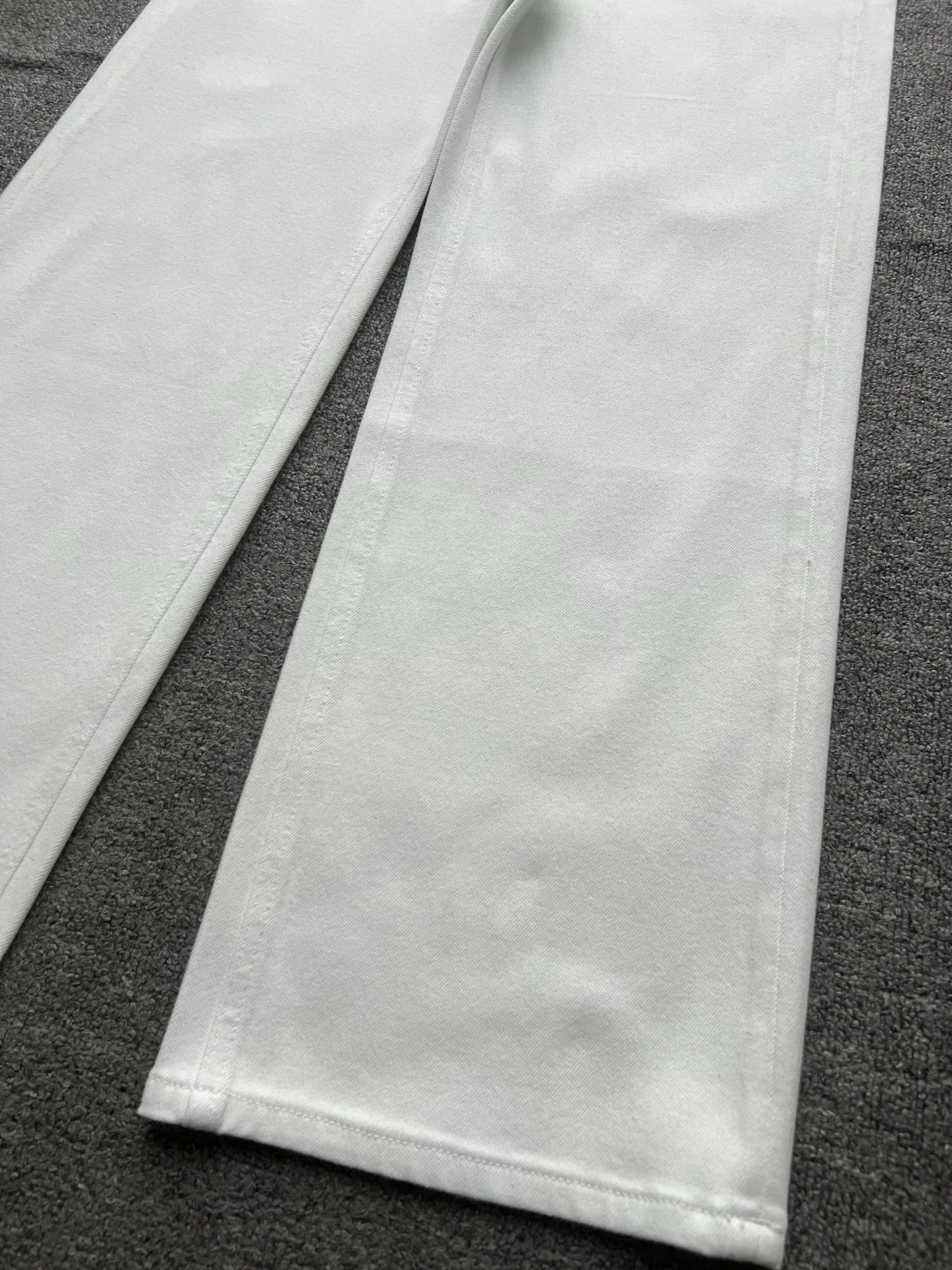 Джинсы Женские Bottega Veneta 9661283