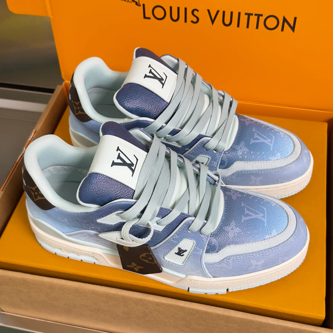 Кроссовки Мужские Louis Vuitton 11907230