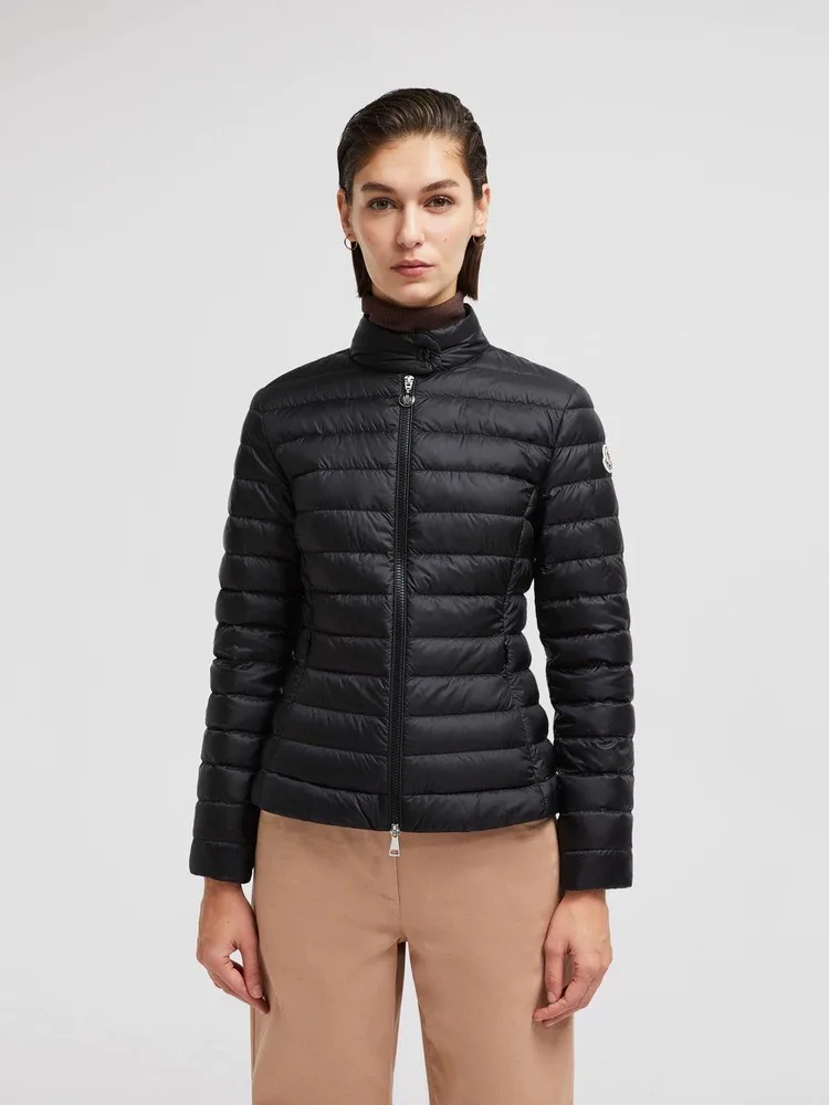 Куртки И Пуховики Женские Moncler 18131391