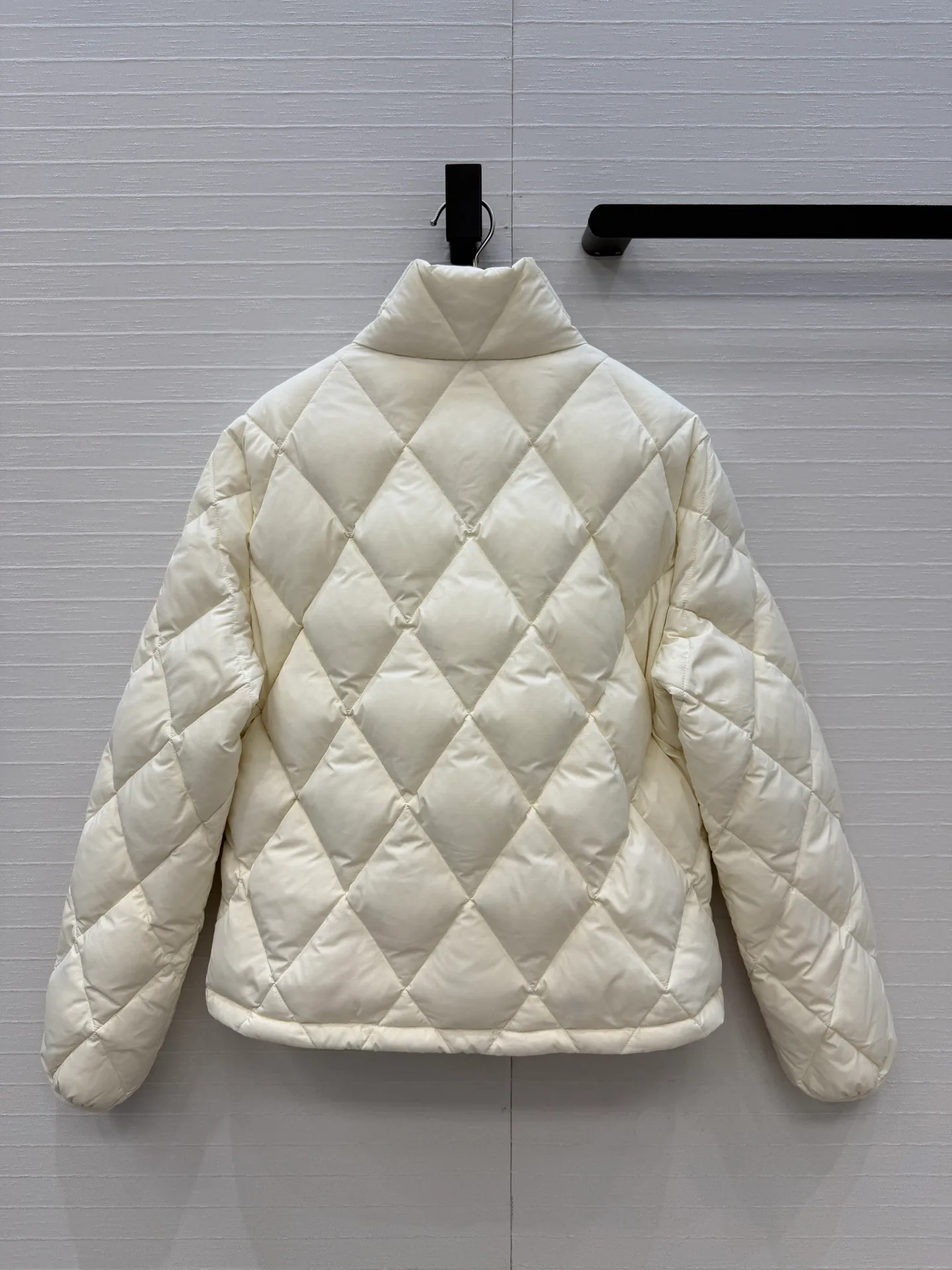 Куртки И Пуховики Женские Burberry 18325223