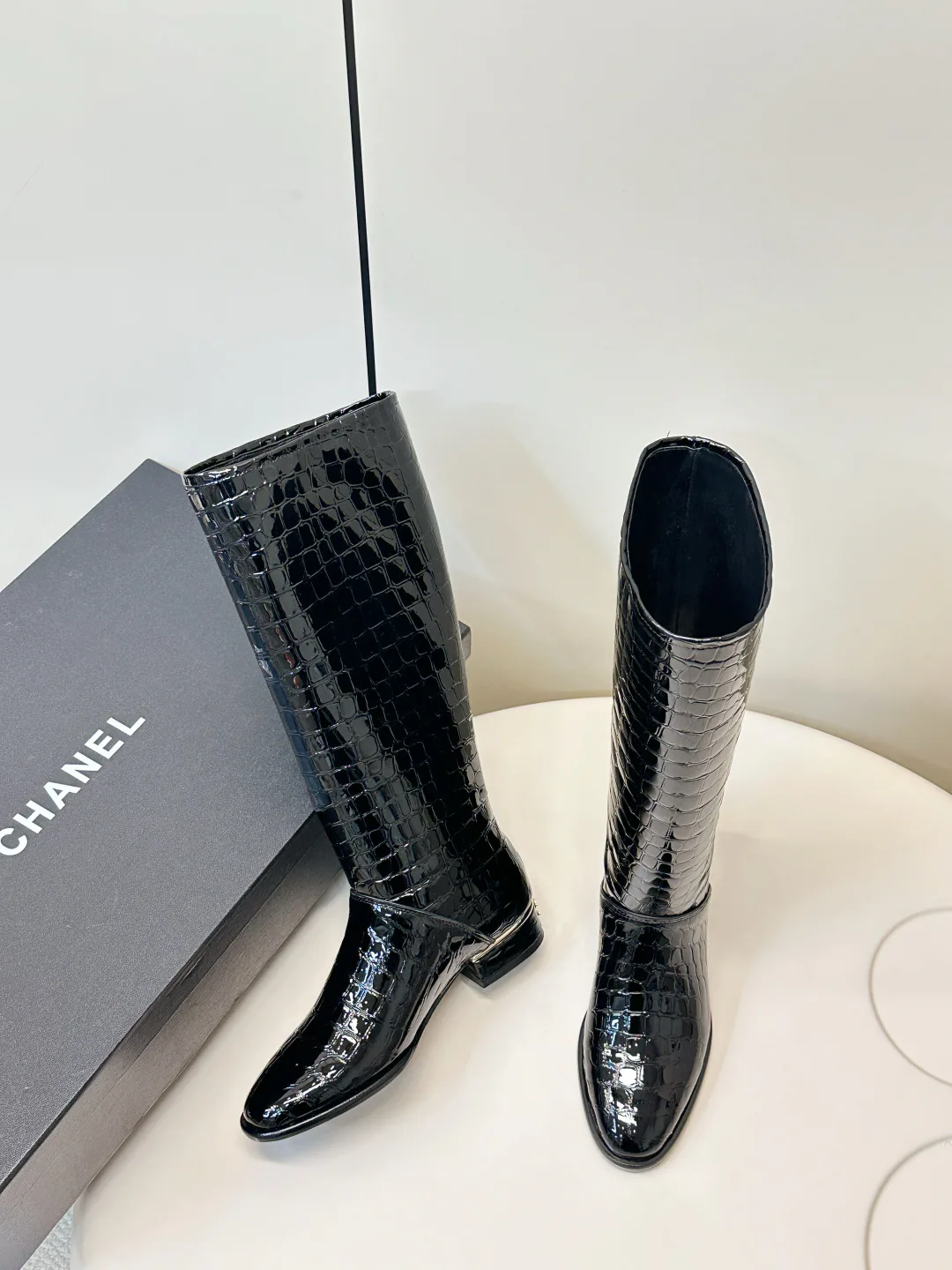 Сапоги Женские Chanel 18139536