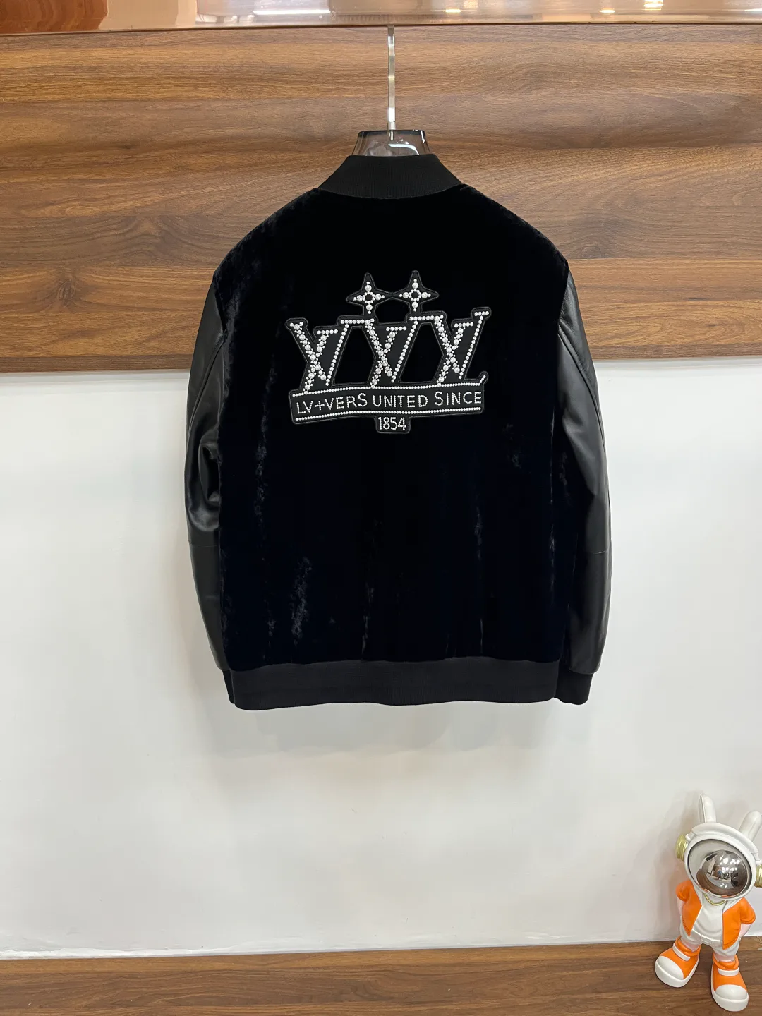 Куртки И Пуховики Мужские Louis Vuitton 178492