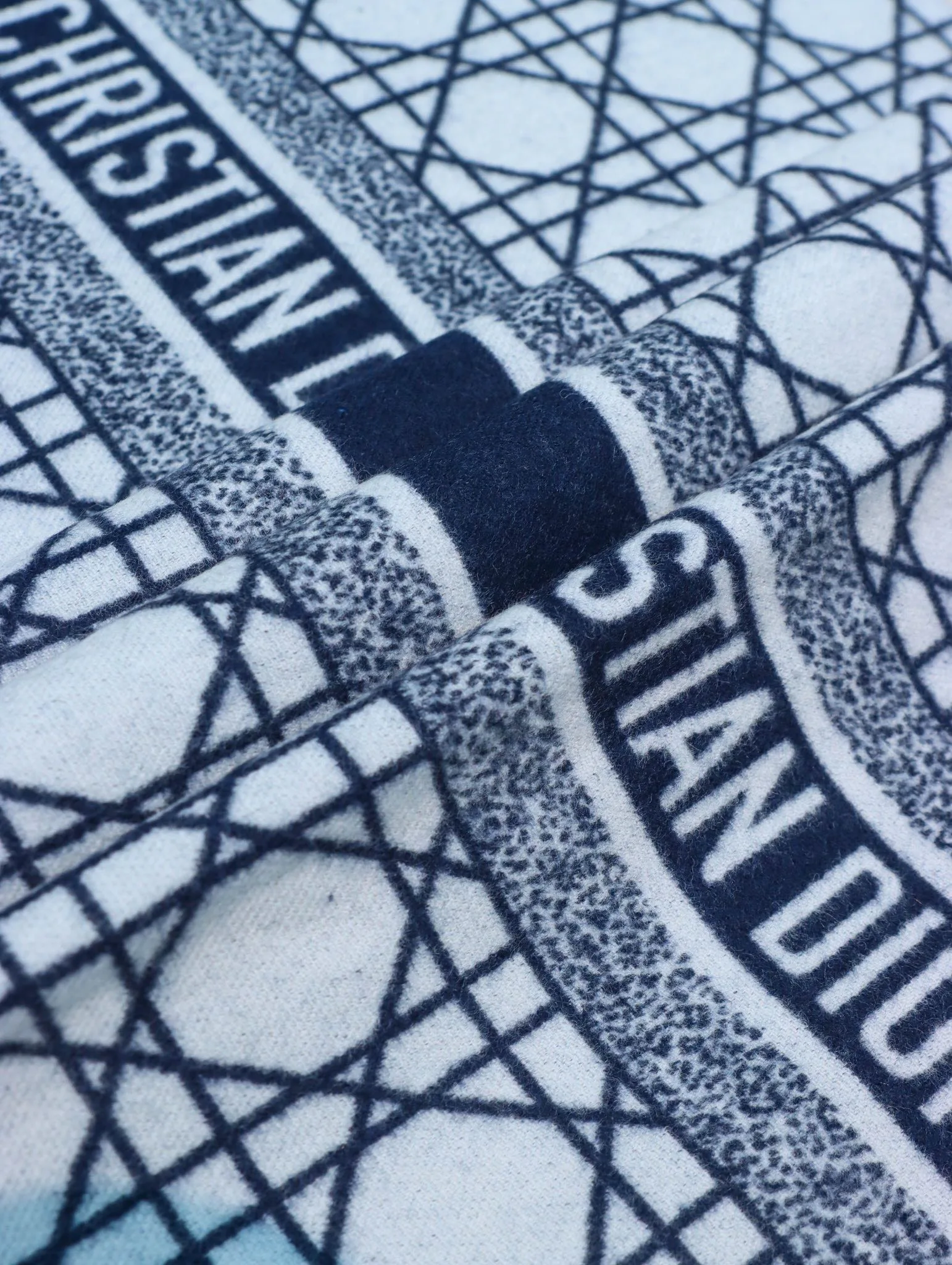 Шарфы Christian Dior 94376