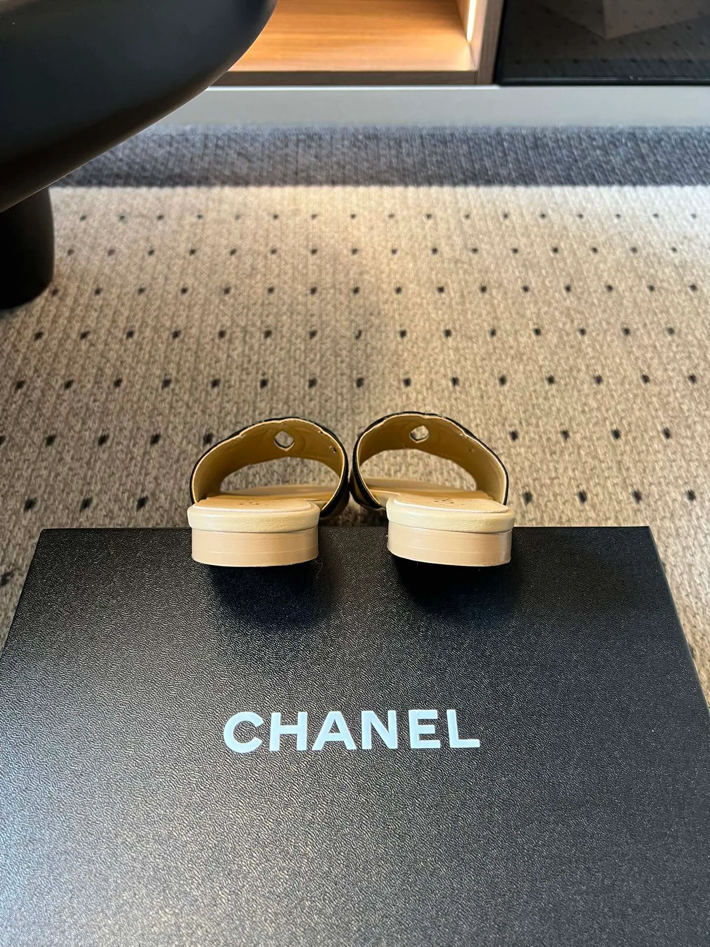 Шлепанцы Женские Chanel 11641740