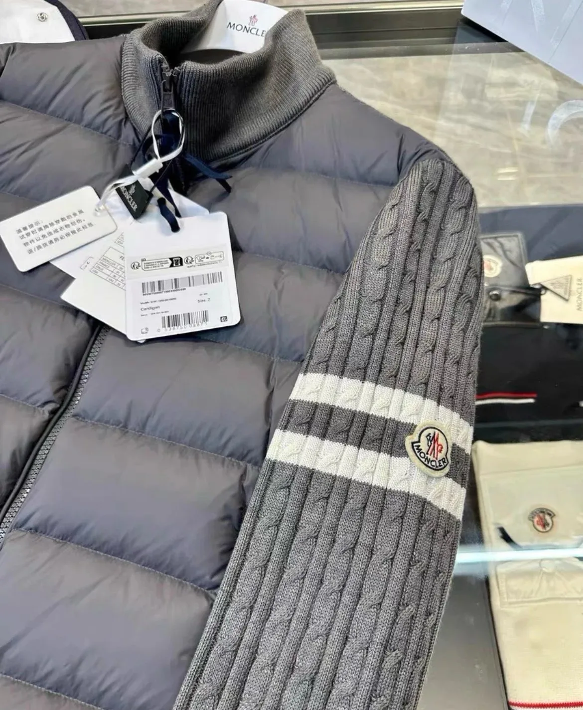 Куртки И Пуховики Женские Moncler 18131384