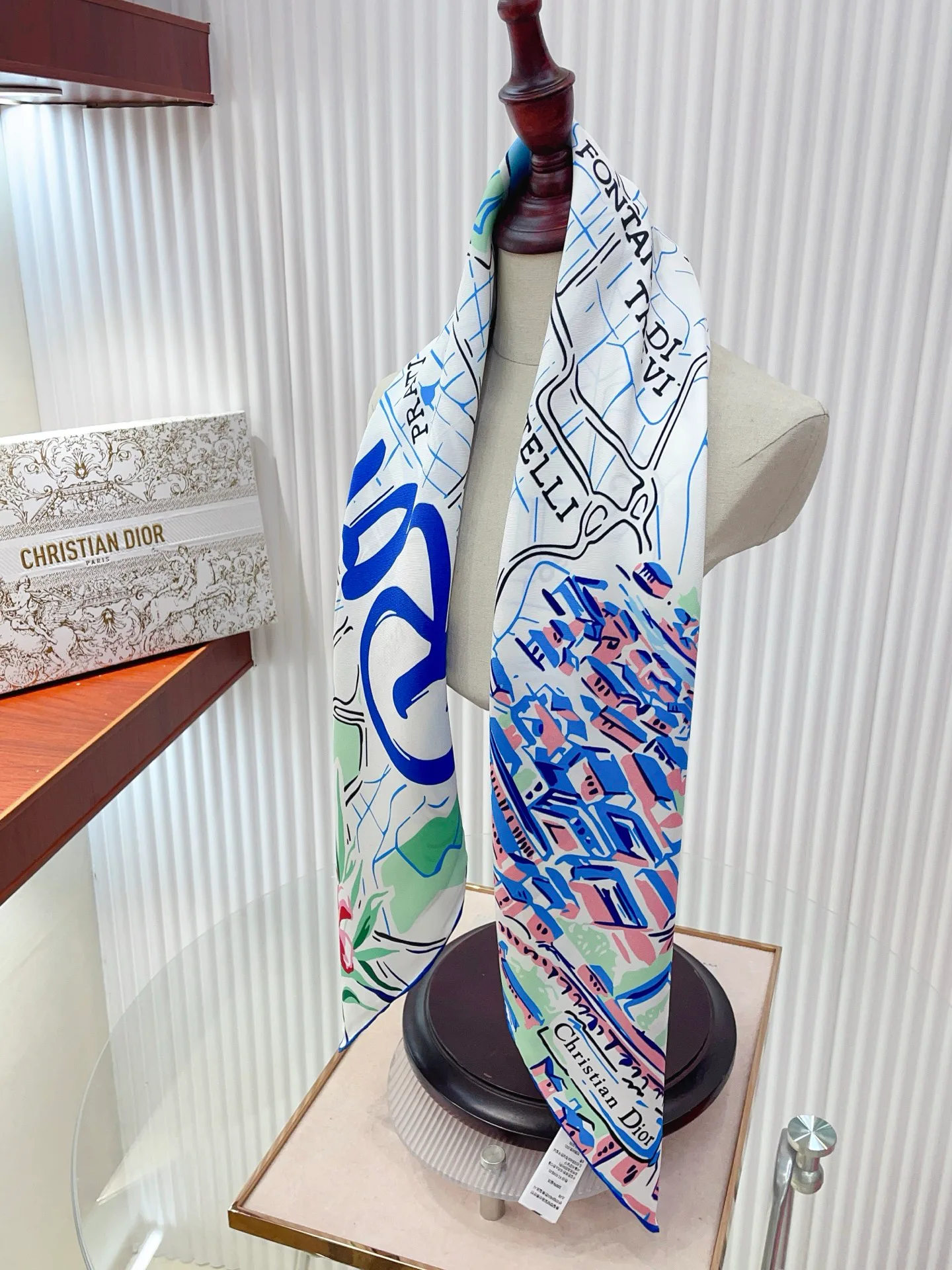 Платки Chanel 11585473