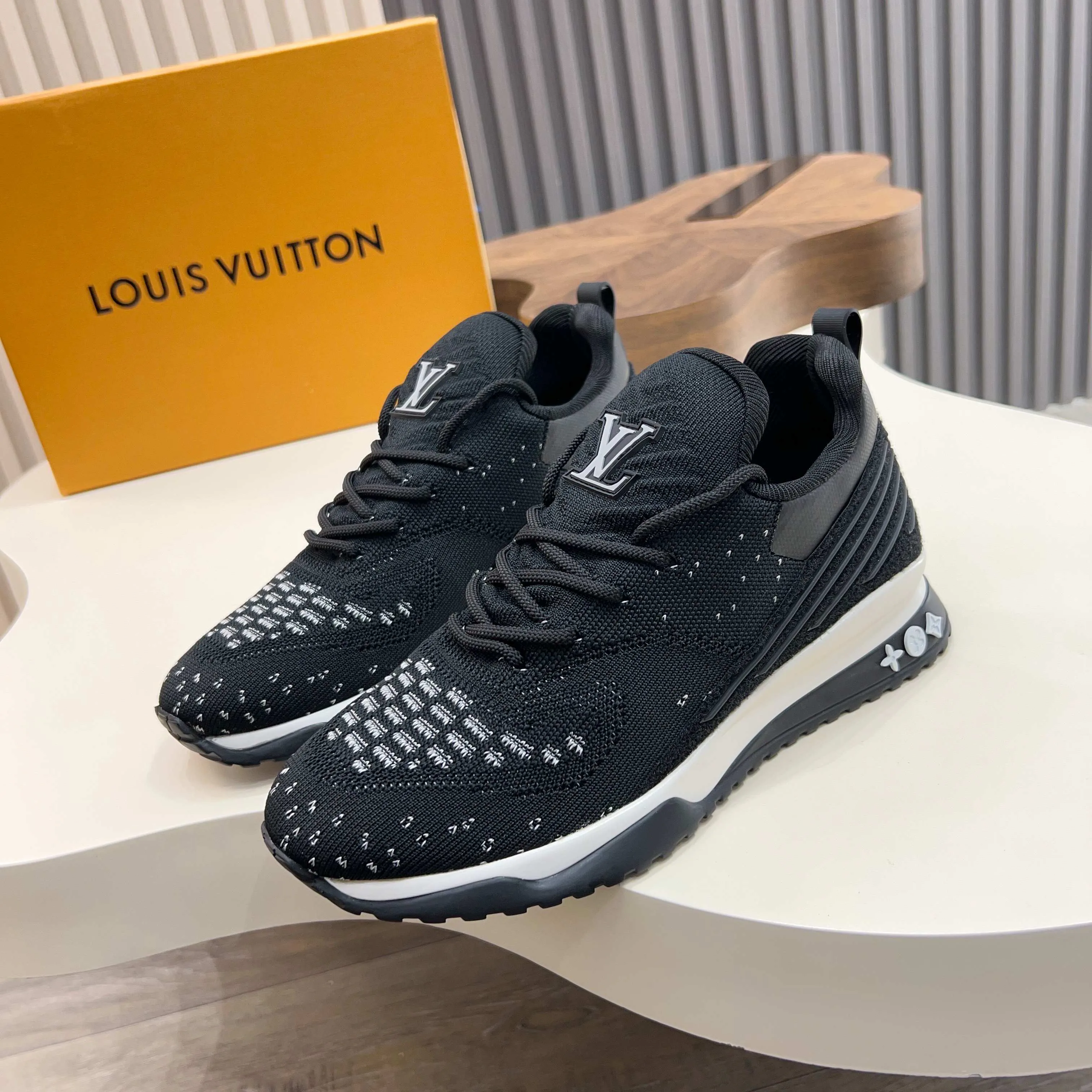 Кроссовки Мужские Louis Vuitton 631065