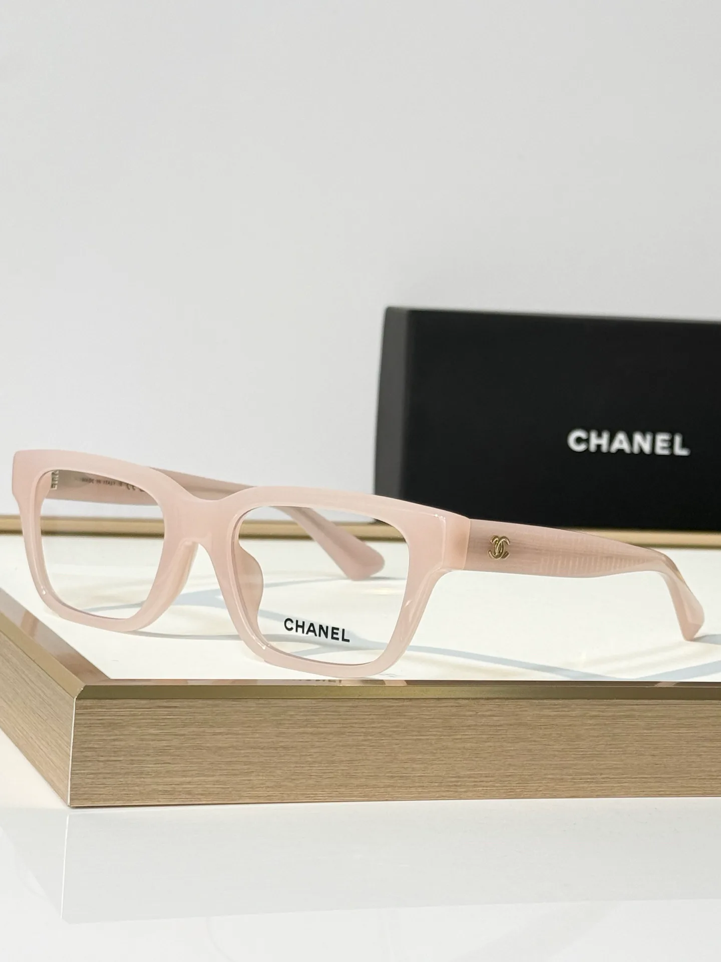 Очки Chanel 18602802