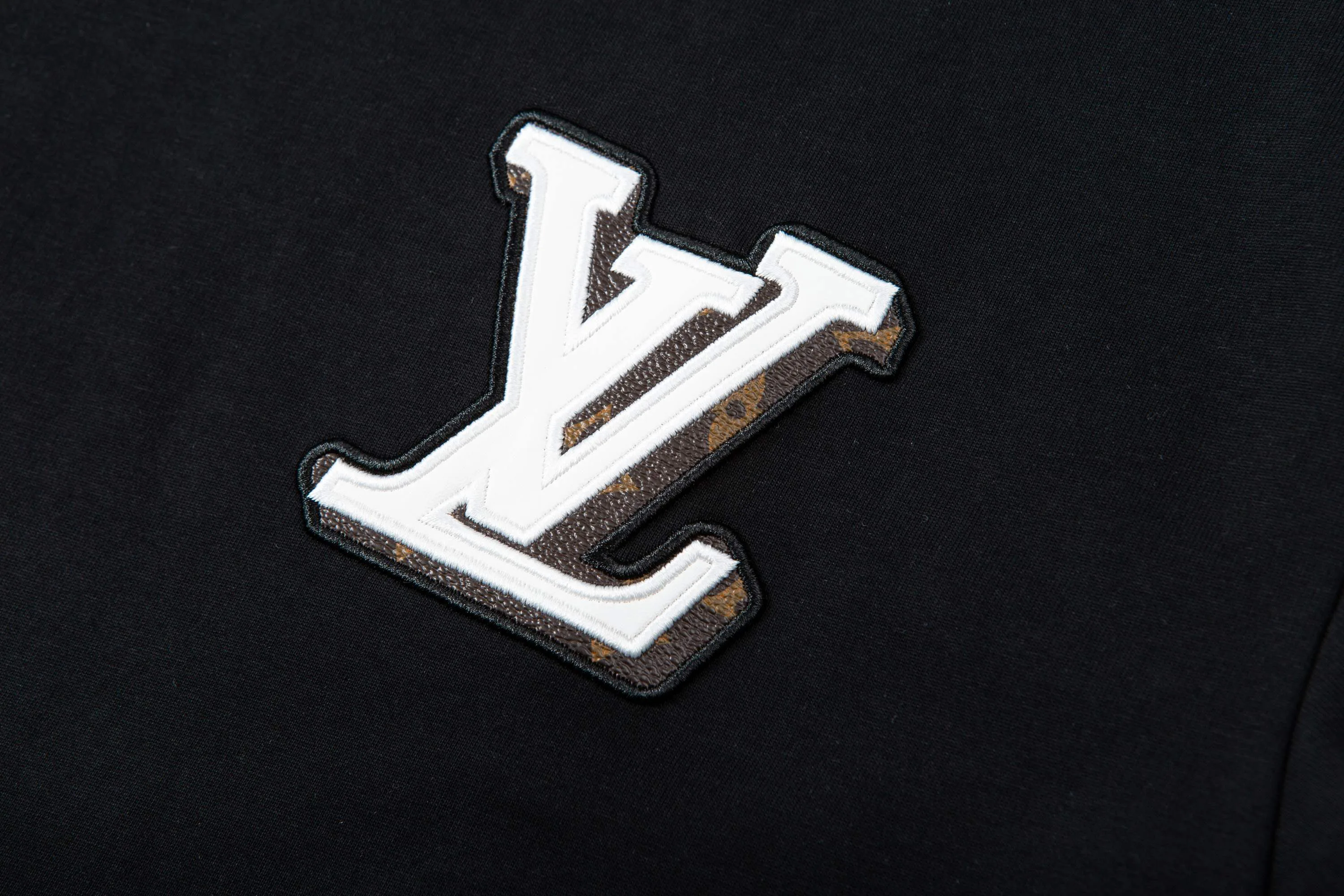 Футболки Женские Louis Vuitton 11683529