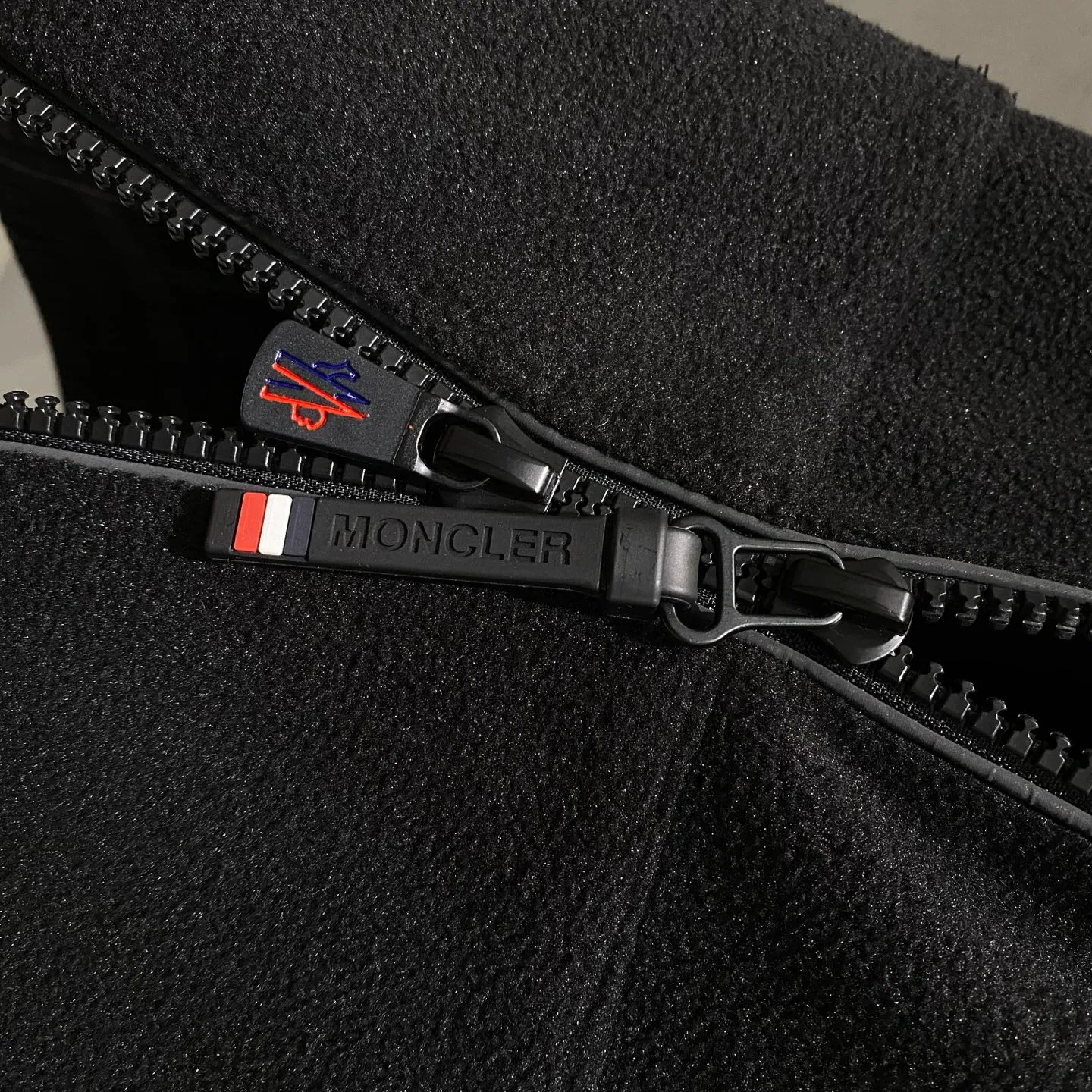 Куртки И Пуховики Мужские Moncler 1859709