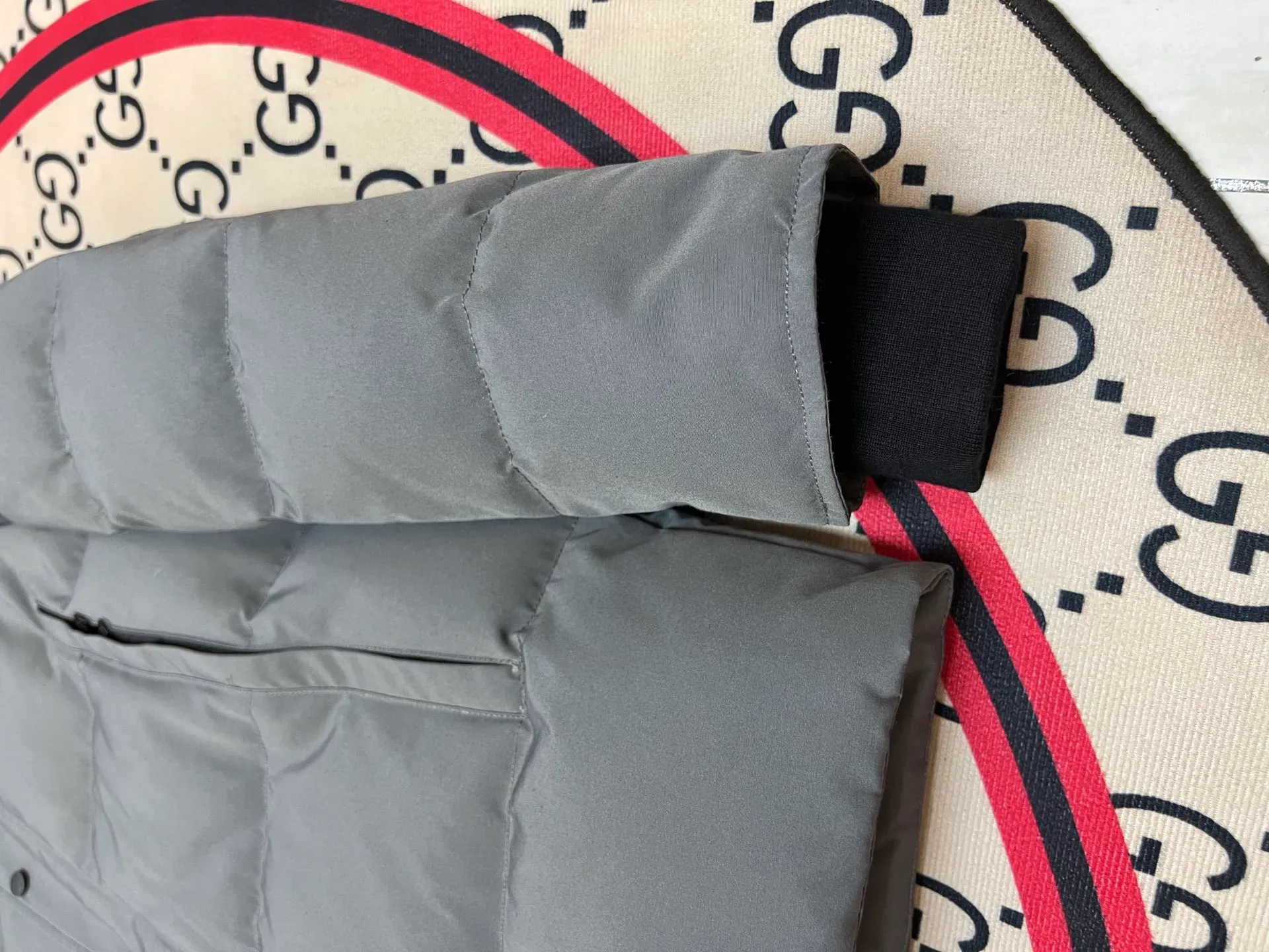 Куртки И Пуховики Женские Canada Goose 3153873