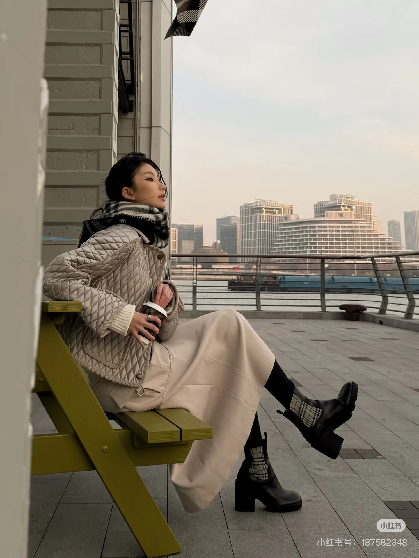 Куртки И Пуховики Женские Burberry 17908964