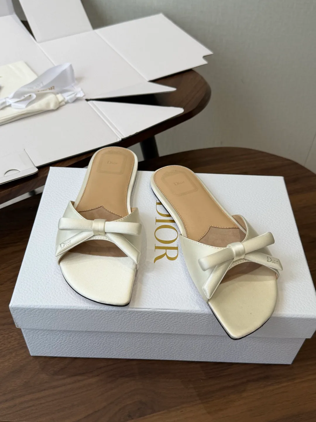 Шлепанцы Женские Christian Dior 17364679